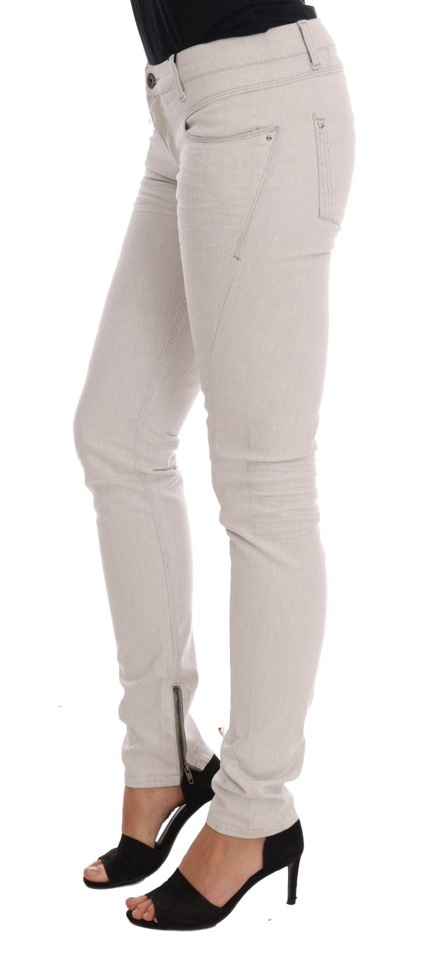 Chic White Slim-Fit Stretch Jeans - ventzia
