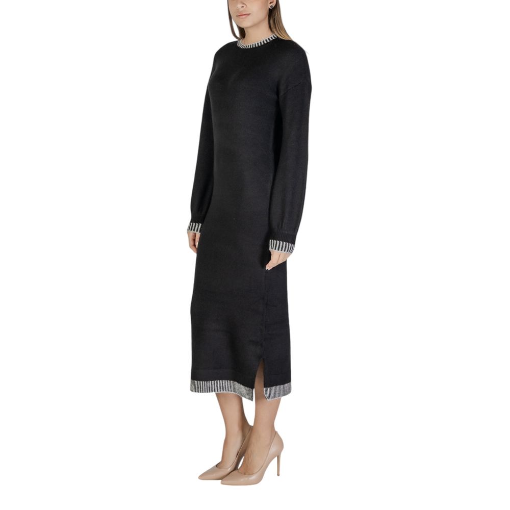 Black Polyester Midi - ventzia