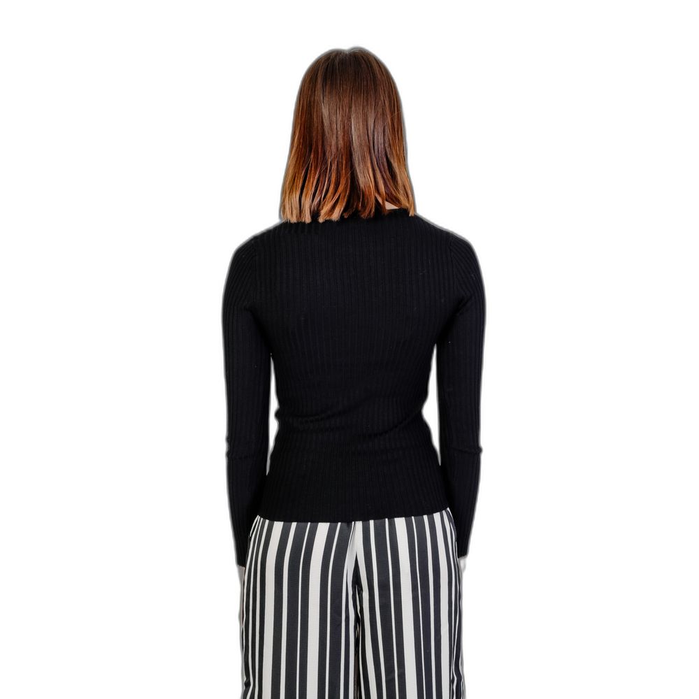 Black Viscose Sportswear - ventzia