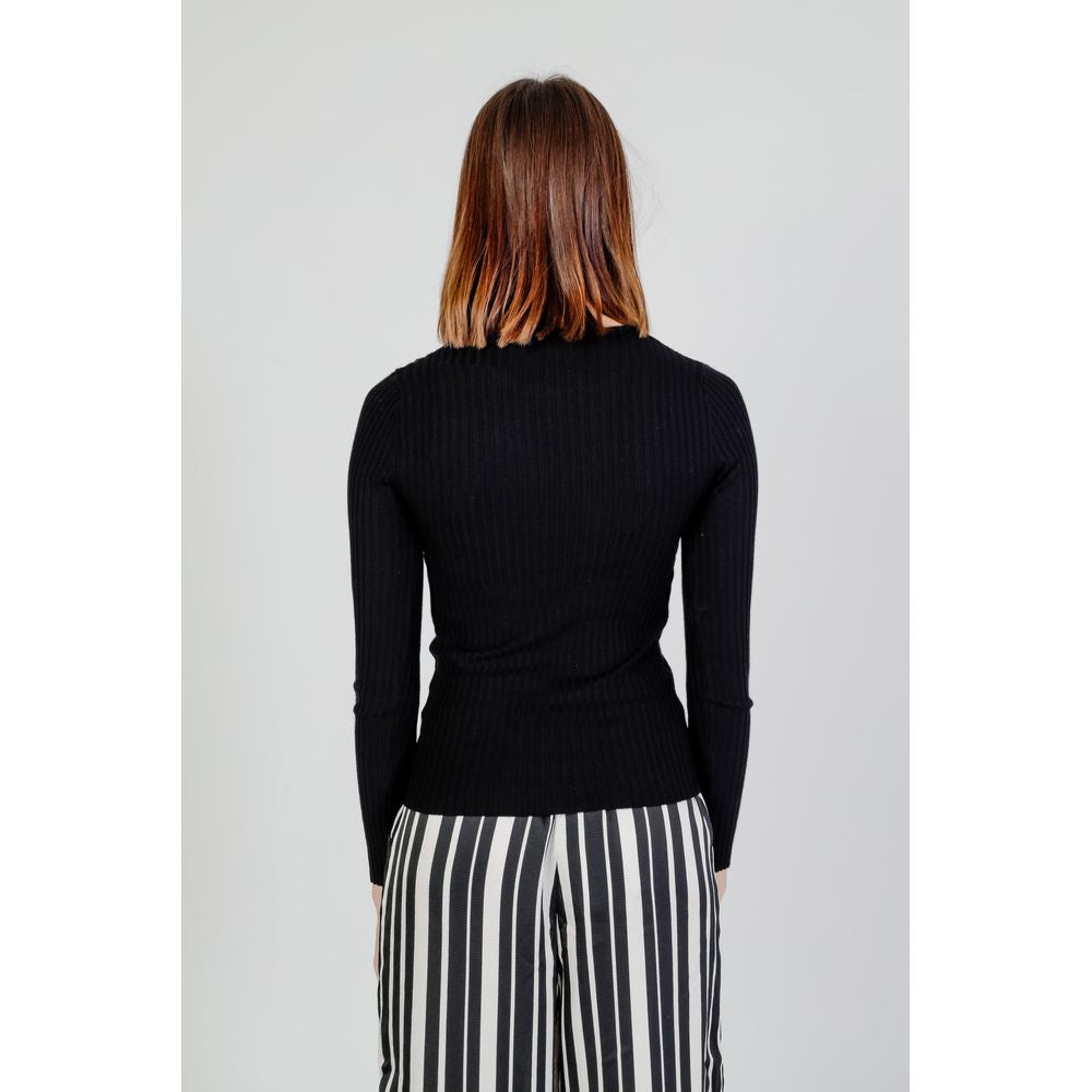 Black Viscose Sportswear - ventzia