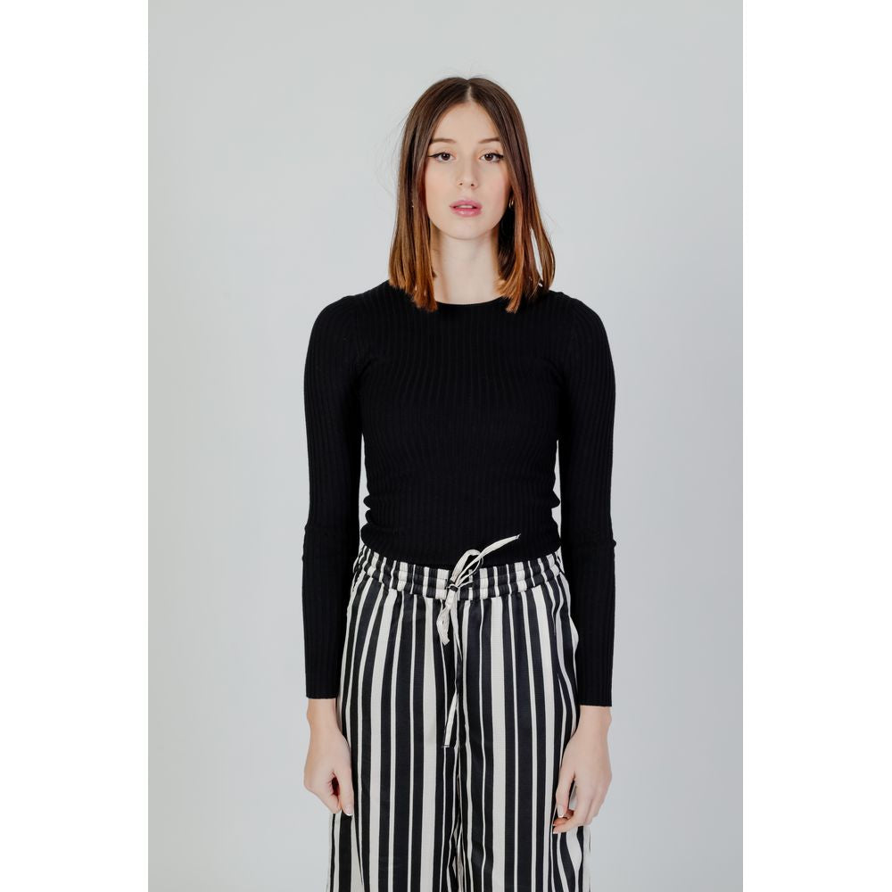 Black Viscose Sportswear - ventzia