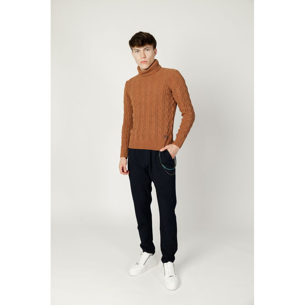 Brown Synthetic Turtleneck - ventzia