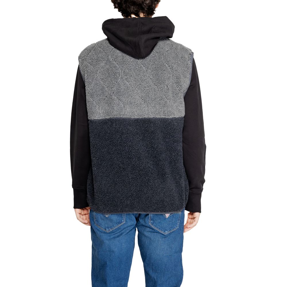 Black Recycled Polyester Sleveless Jacket - ventzia