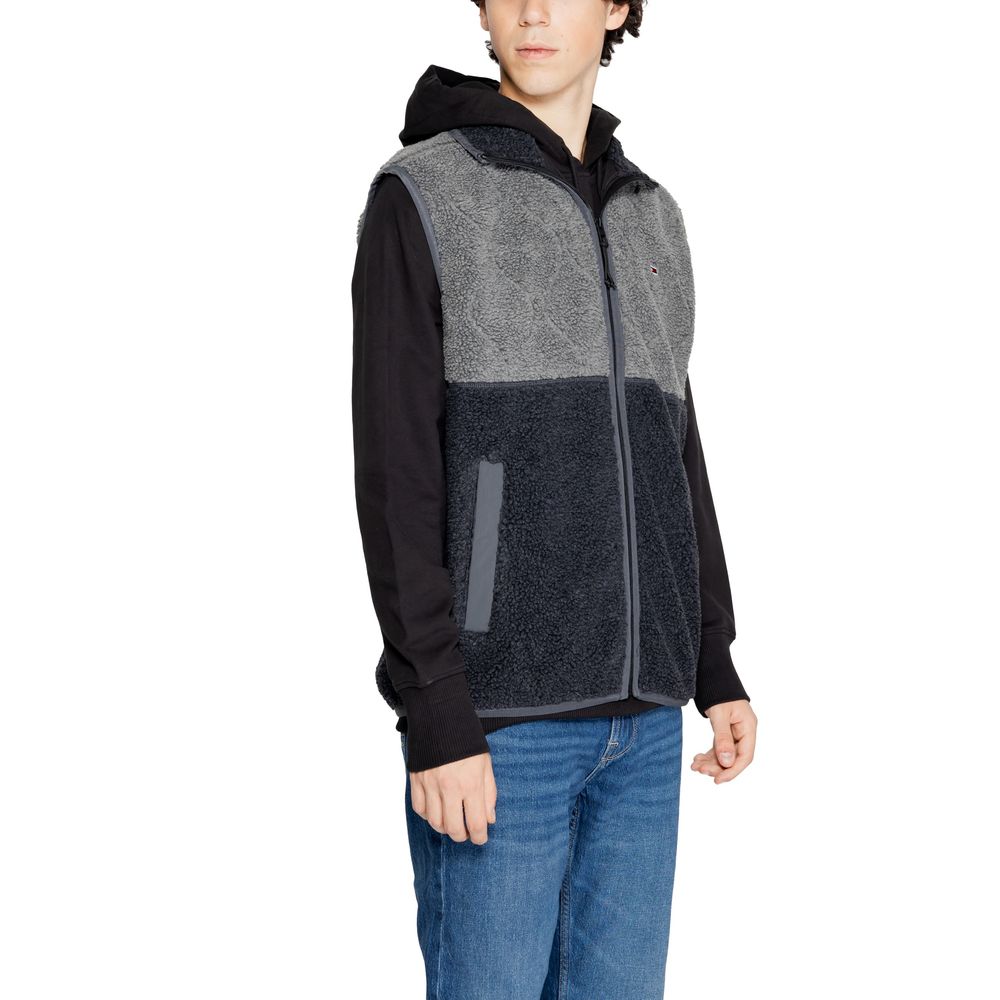 Black Recycled Polyester Sleveless Jacket - ventzia