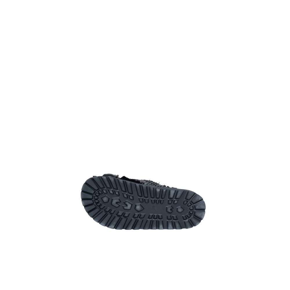 Black Polyethylene Sandal - ventzia