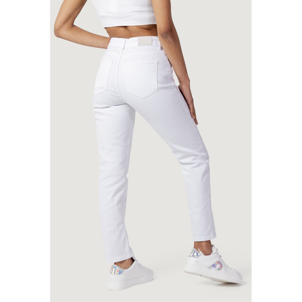 White Cotton Mom Jean - ventzia