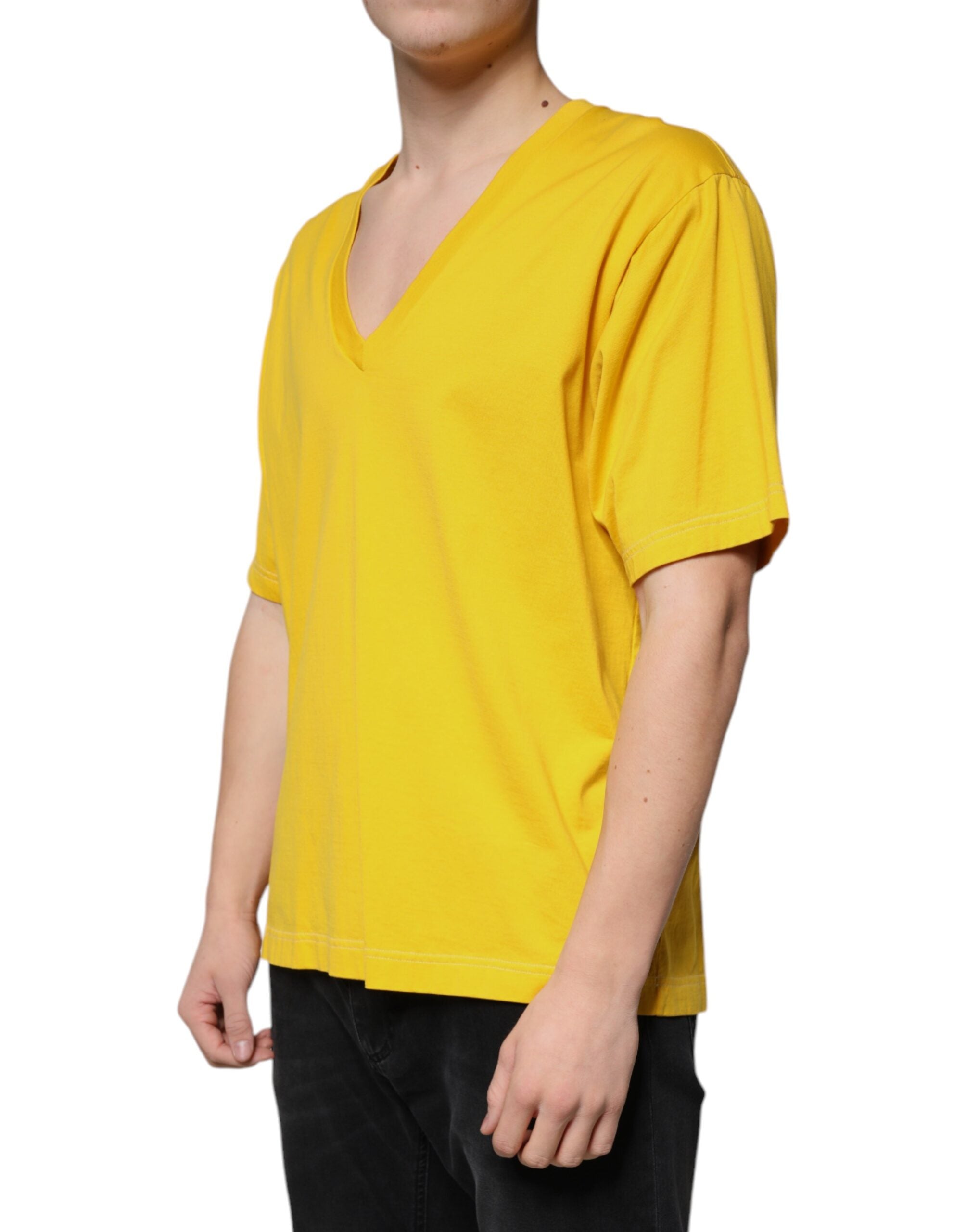 Yellow Cotton V-neck Short Sleeves T-shirt - ventzia