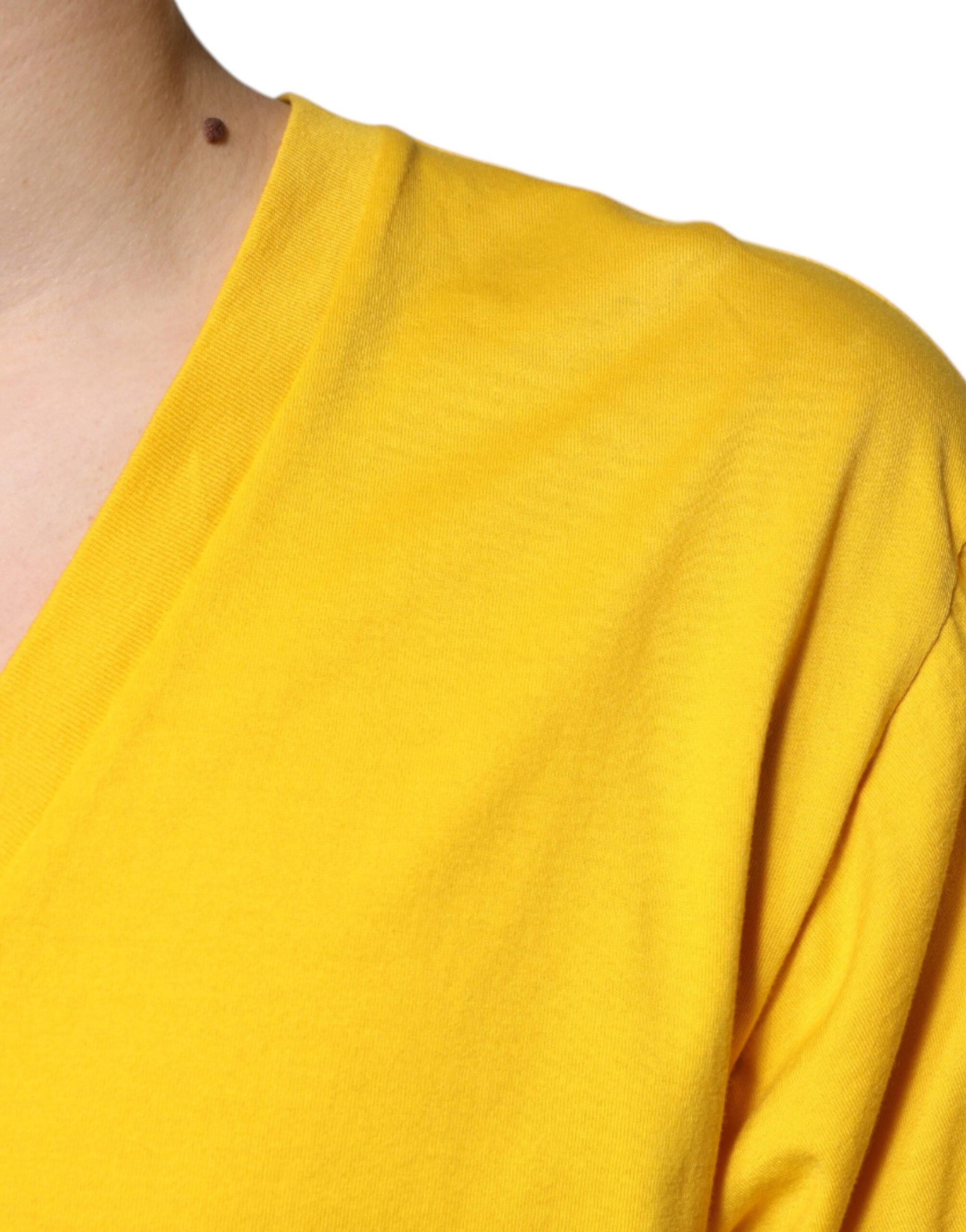 Yellow Cotton V-neck Short Sleeves T-shirt - ventzia
