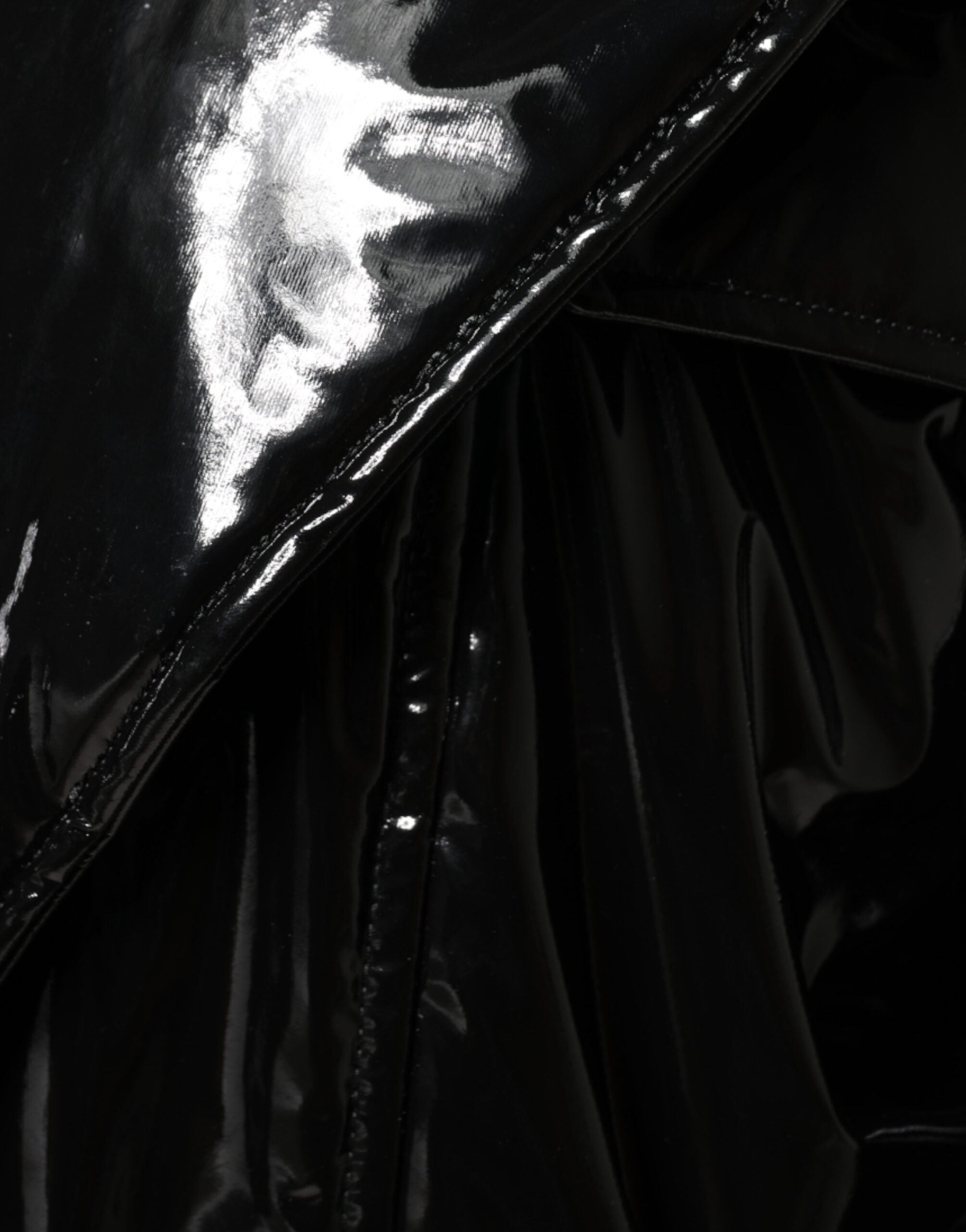 Black Polyester Button Down Blouson Jacket - ventzia