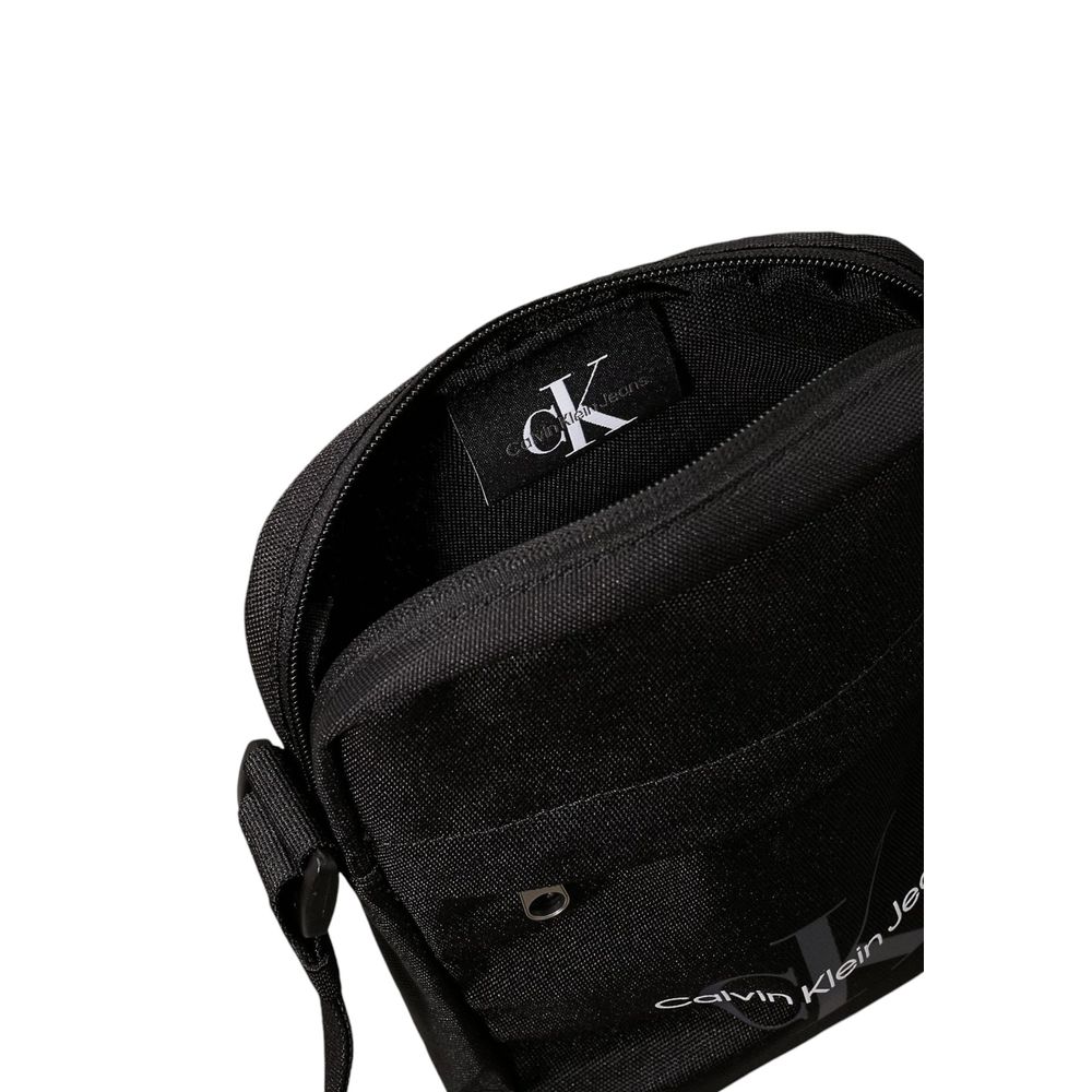 Black Recycled Polyester Messenger Bag - ventzia