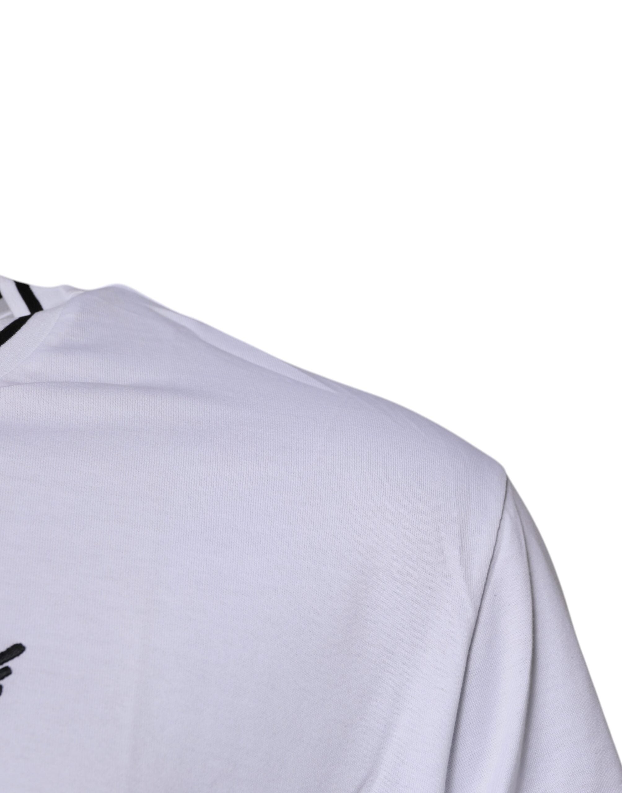 White Sacred Heart Short Sleeve T-shirt - ventzia