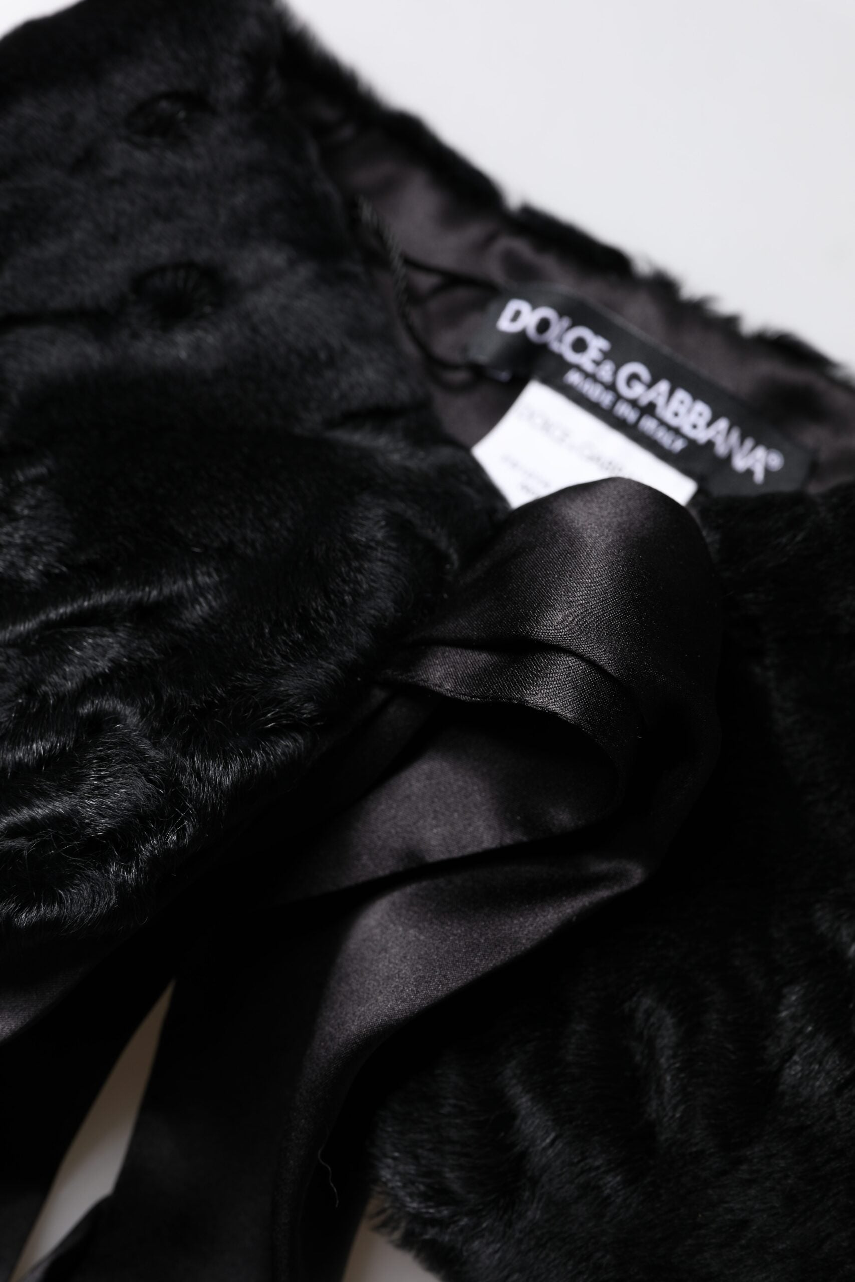 Black Lamb Fur Women Neck Warmer Winter Scarf - ventzia