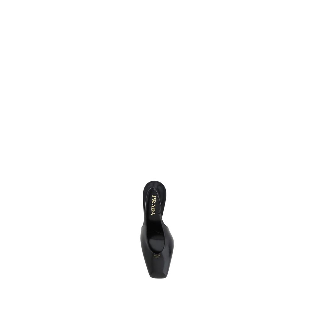 Black Calf Leather Pumps - ventzia