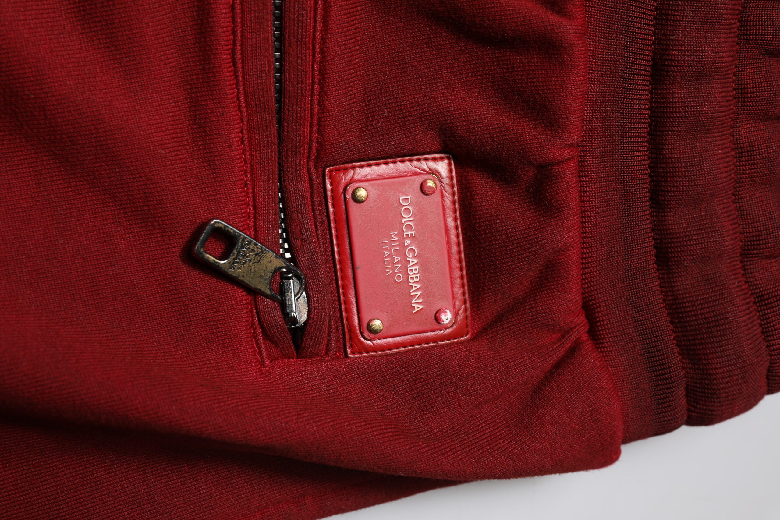 Bordeaux Cotton Bermuda Men Sweatshorts Shorts - ventzia