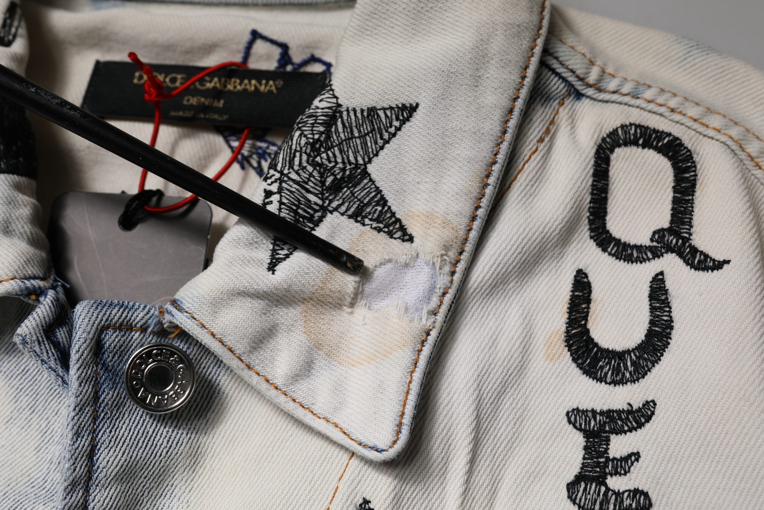 Light Blue Graffiti Button Down Denim Jacket - ventzia