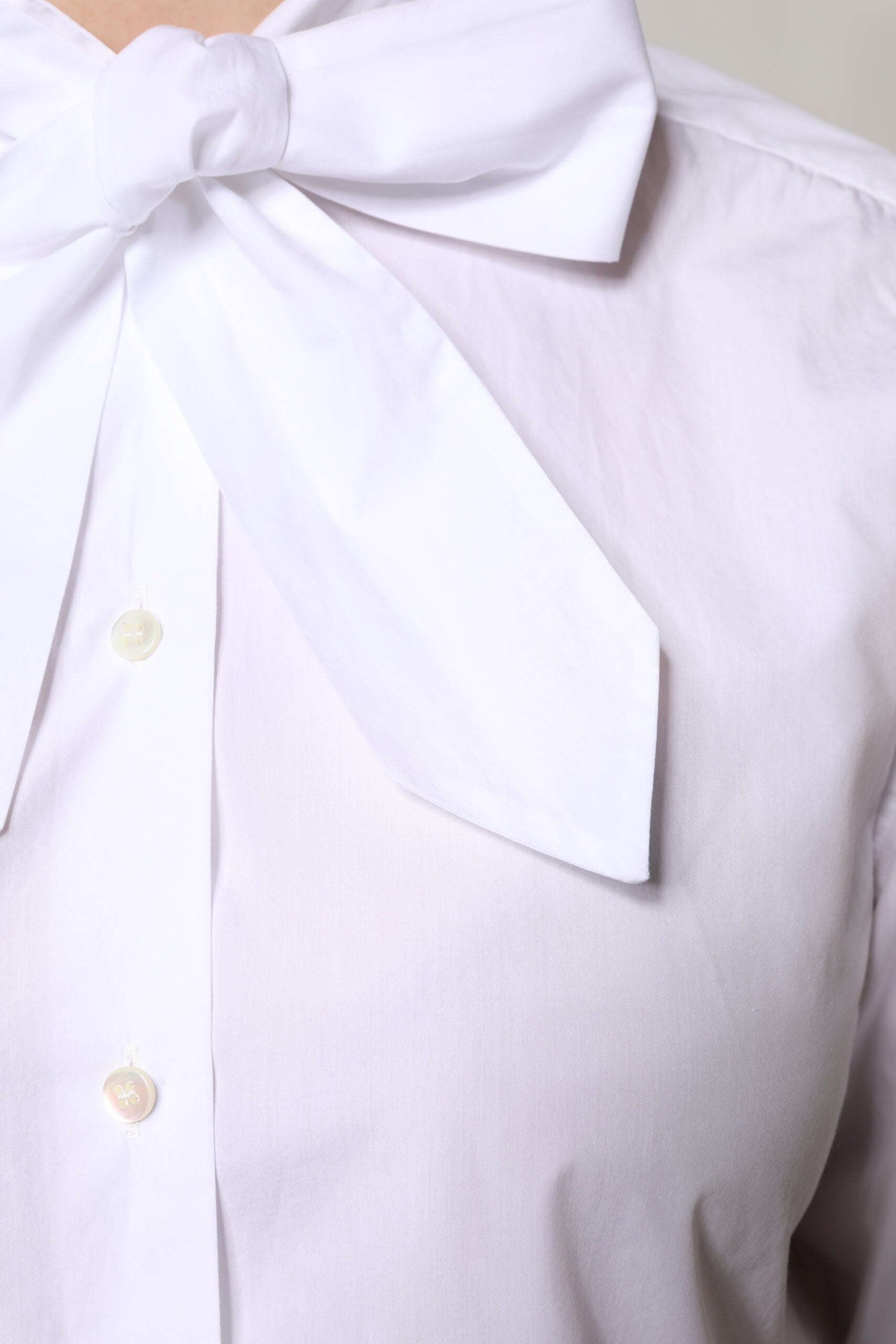 White Ascot Collar Long Sleeve Blouse Top - ventzia