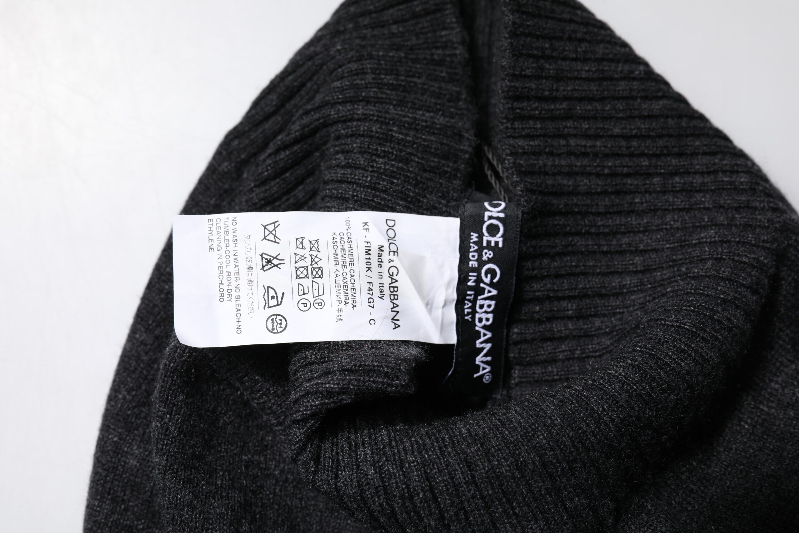 Black Cashmere Knitted Neck Warmer Foulard Scarf - ventzia