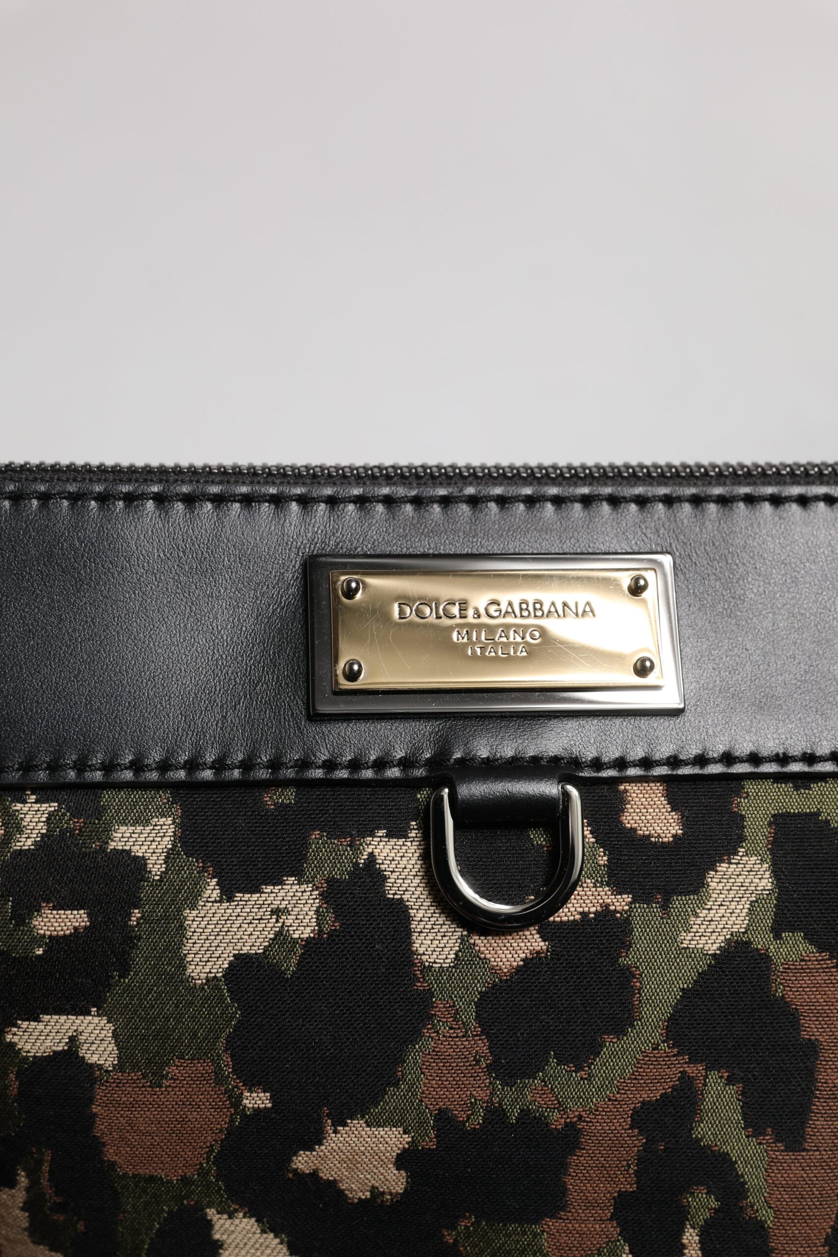Multicolor Leopard Jacquard Print Logo Plaque Pouch Bag - ventzia