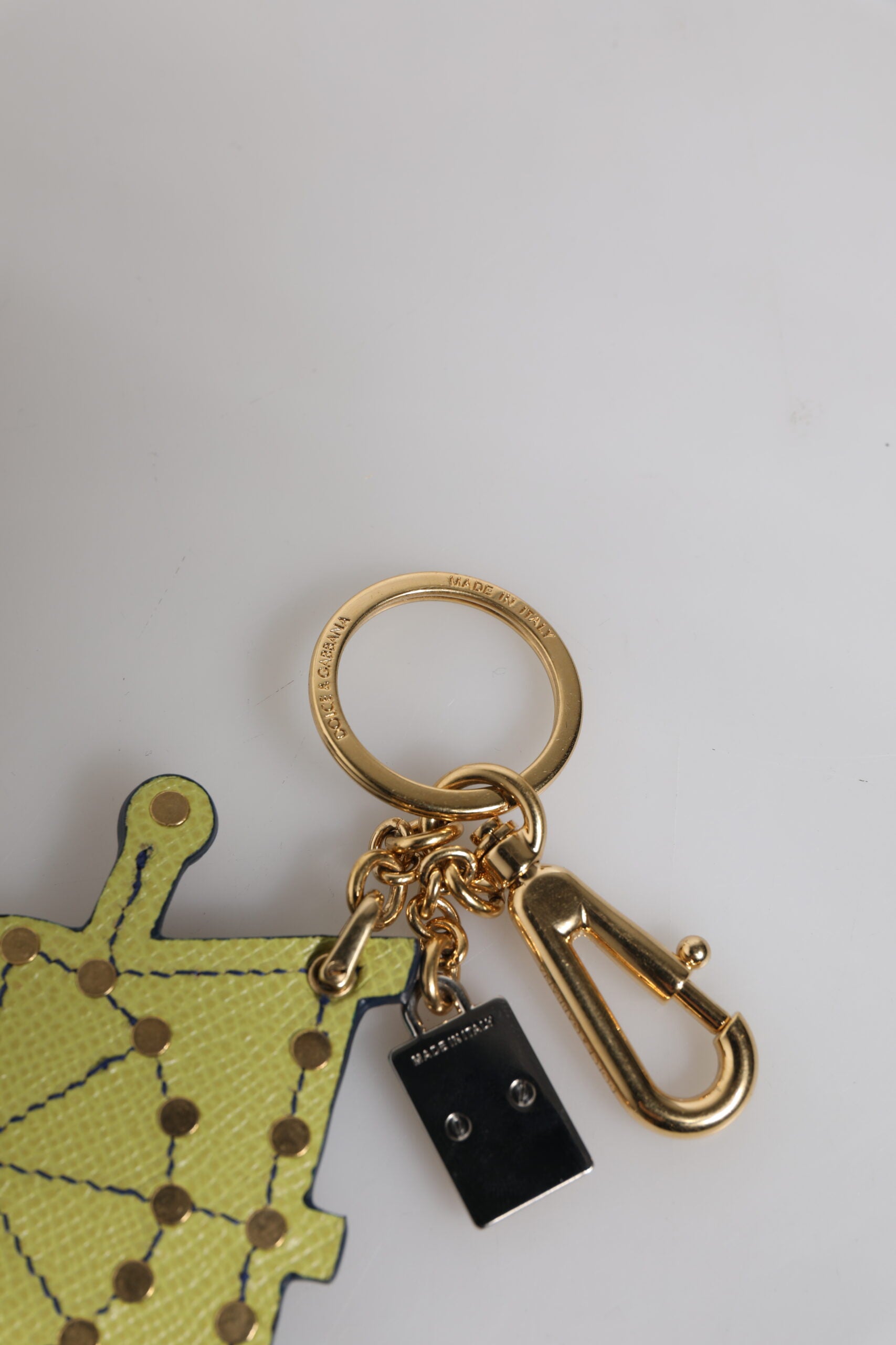 Multicolor Gold Tone Carretto Keychain Keyring - ventzia