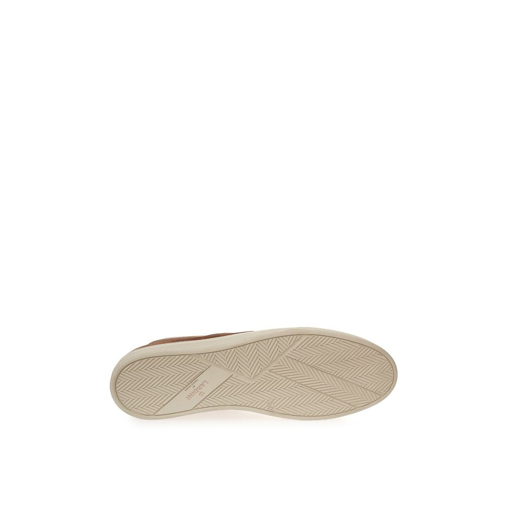 Elegant Suede Sneakers in Rich Brown - ventzia