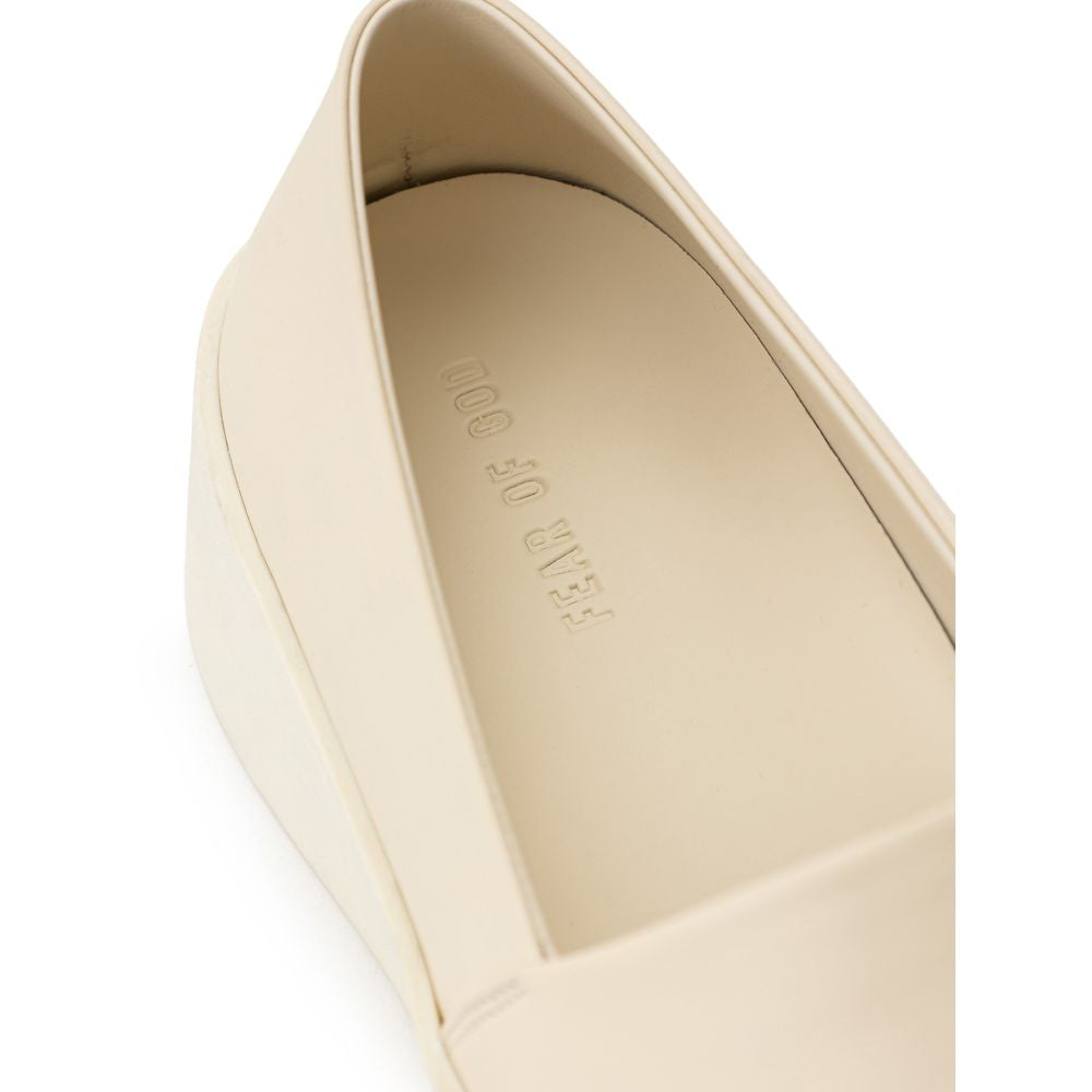 Beige Leather Slip-On Loafer - ventzia