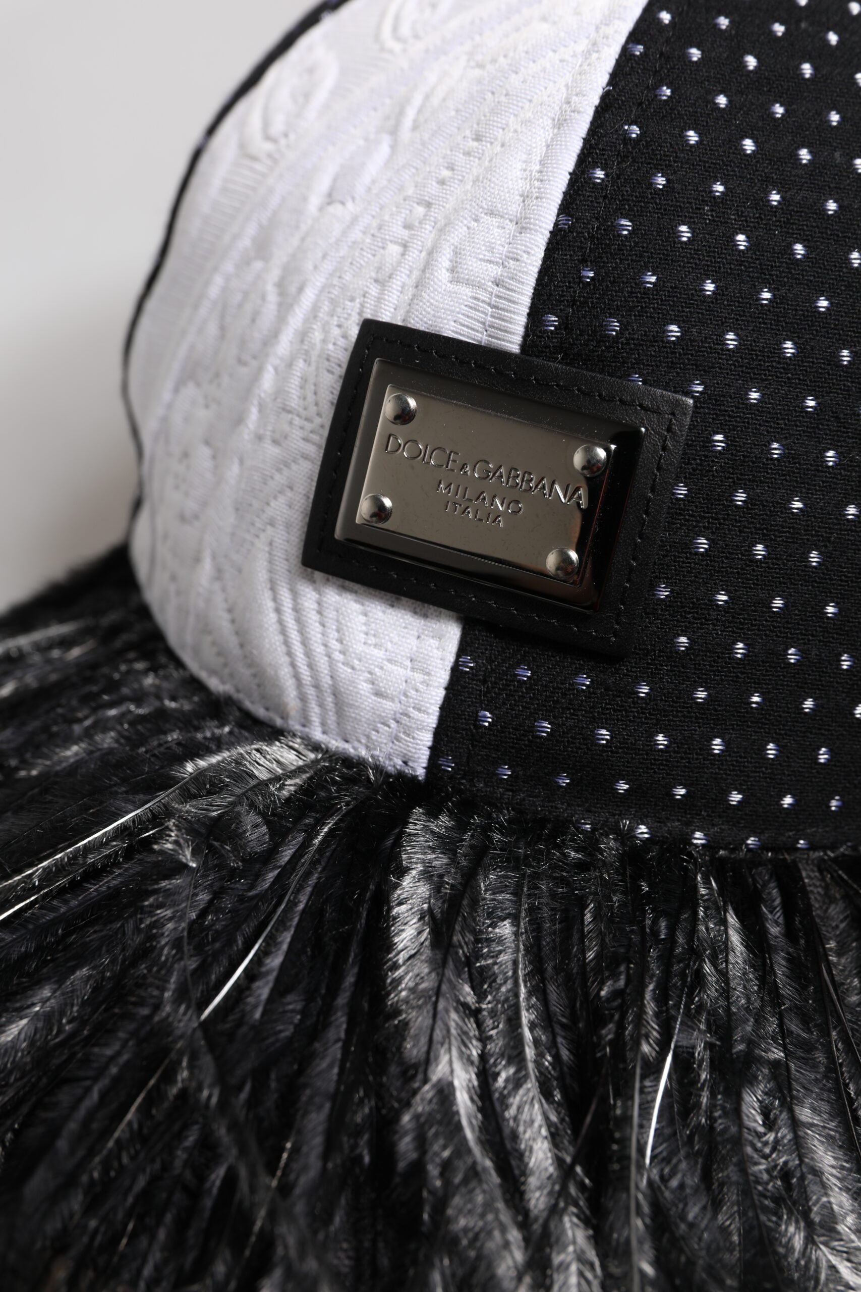White Black Polka Dot Feathers Baseball Cap - ventzia