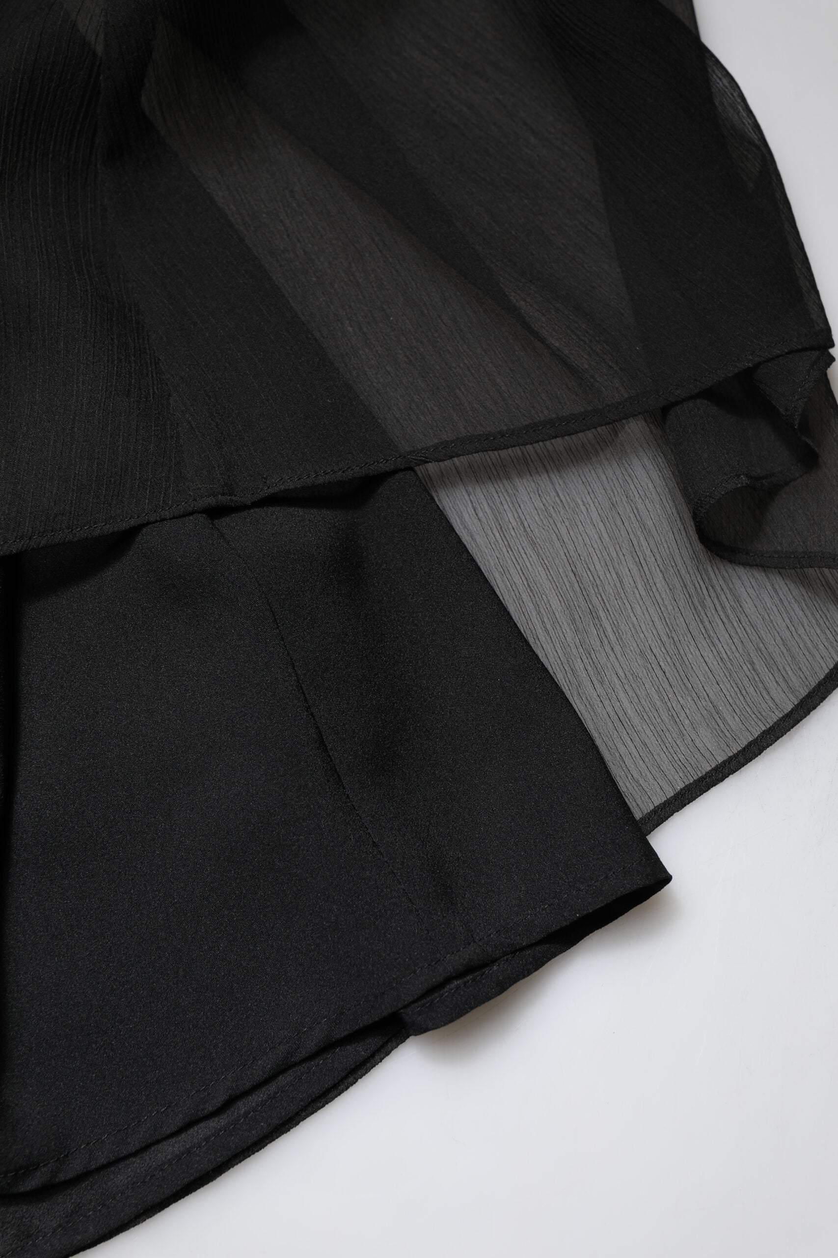 Black Tulle Pearl Sleeveless Long Gown Dress - ventzia