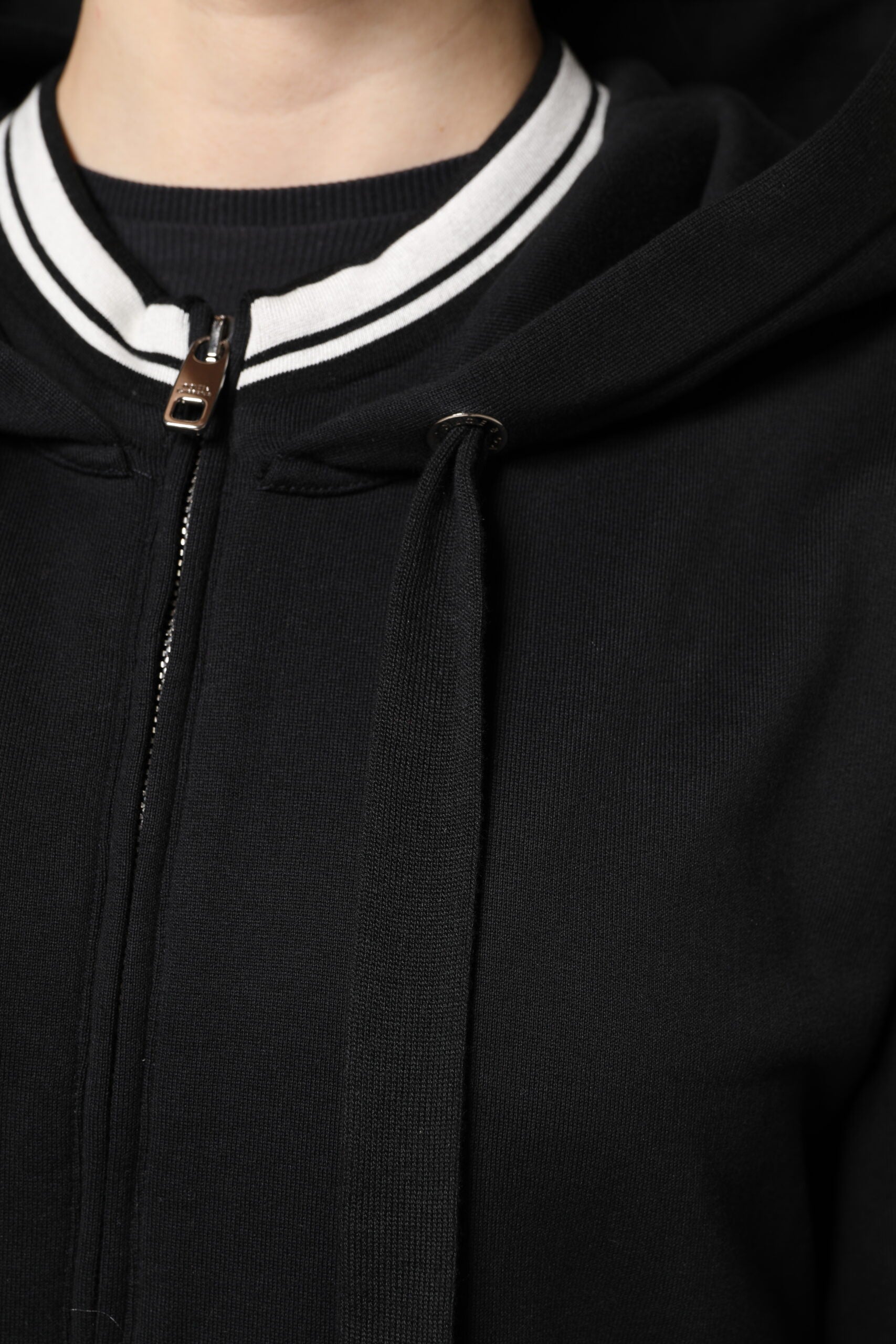 Black Cotton Hooded Full Zip Sweatshirt Sweater - ventzia