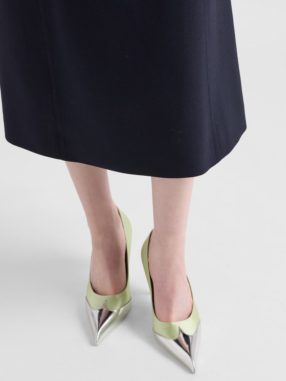 Satin And Metallic Leather Pumps - ventzia