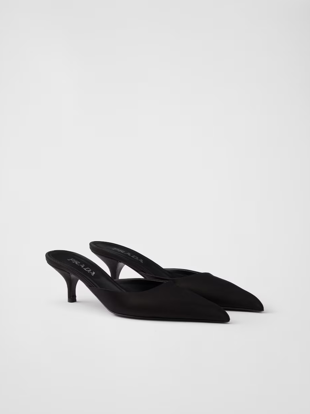Black Satin Sabot - ventzia