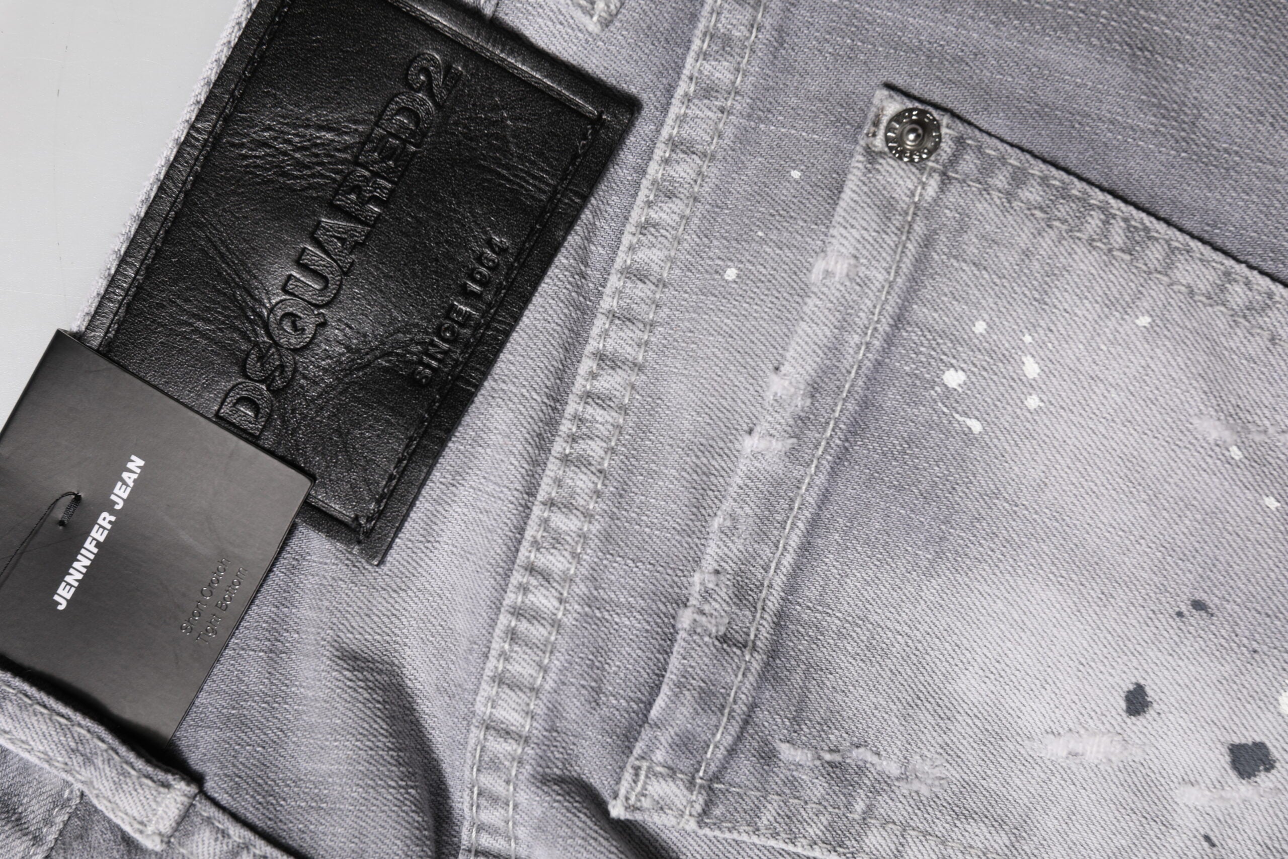 Gray Washed Mid Waist Tapered Denim Jeans - ventzia