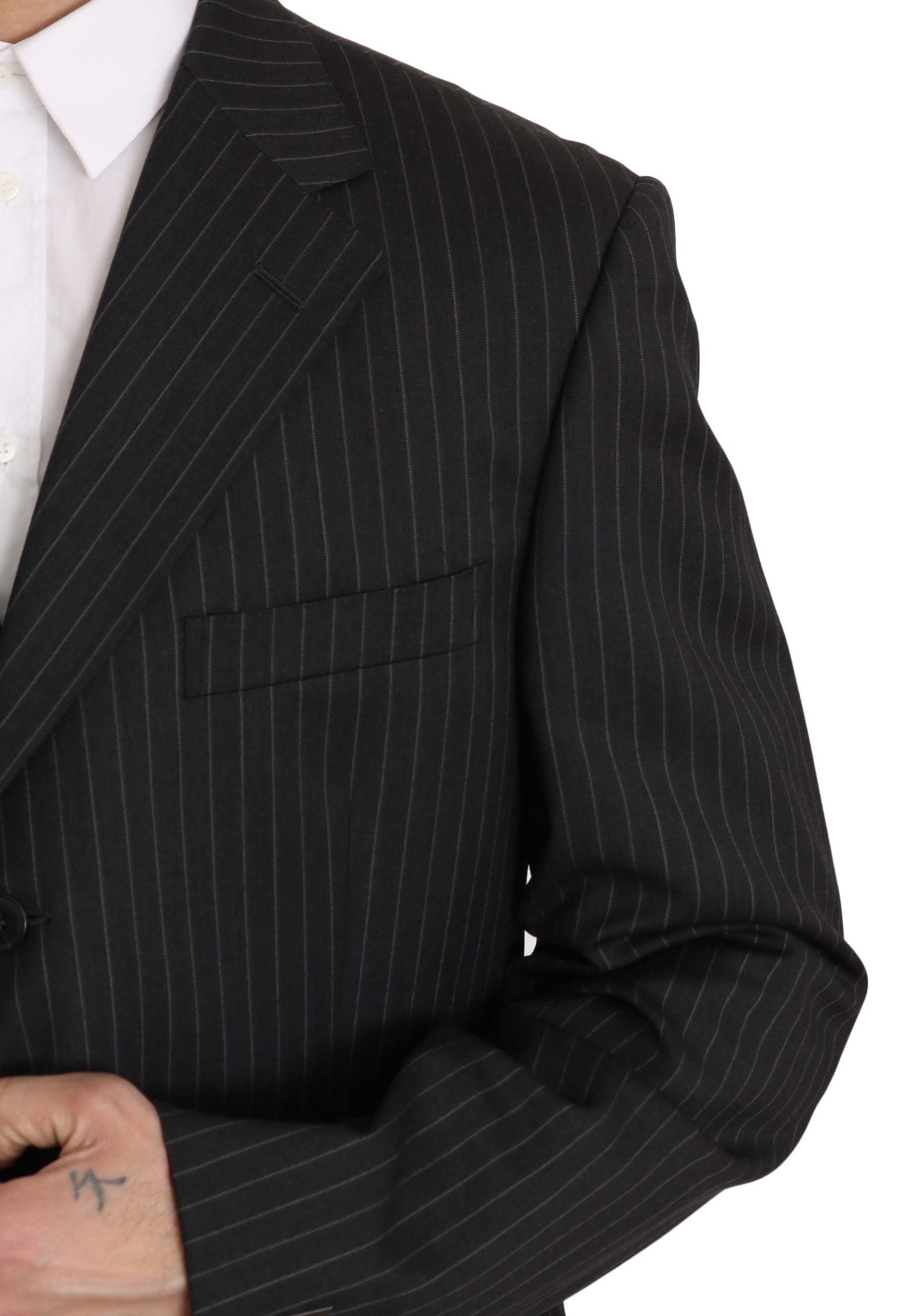 Elegant Black Striped Wool Suit - ventzia