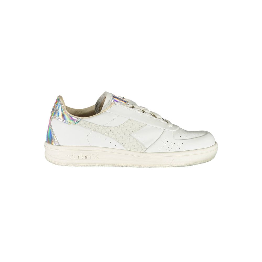 White Fabric Sneaker - ventzia