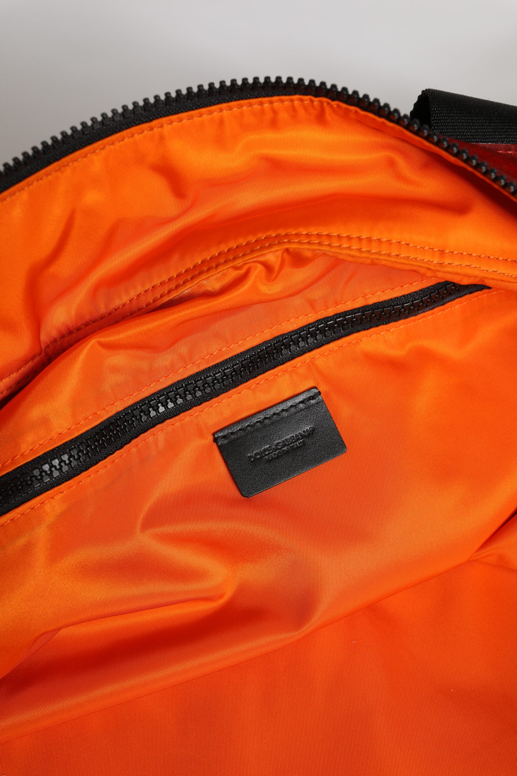 Red Nylon Hand Shoulder Duffel Travel Bag - ventzia