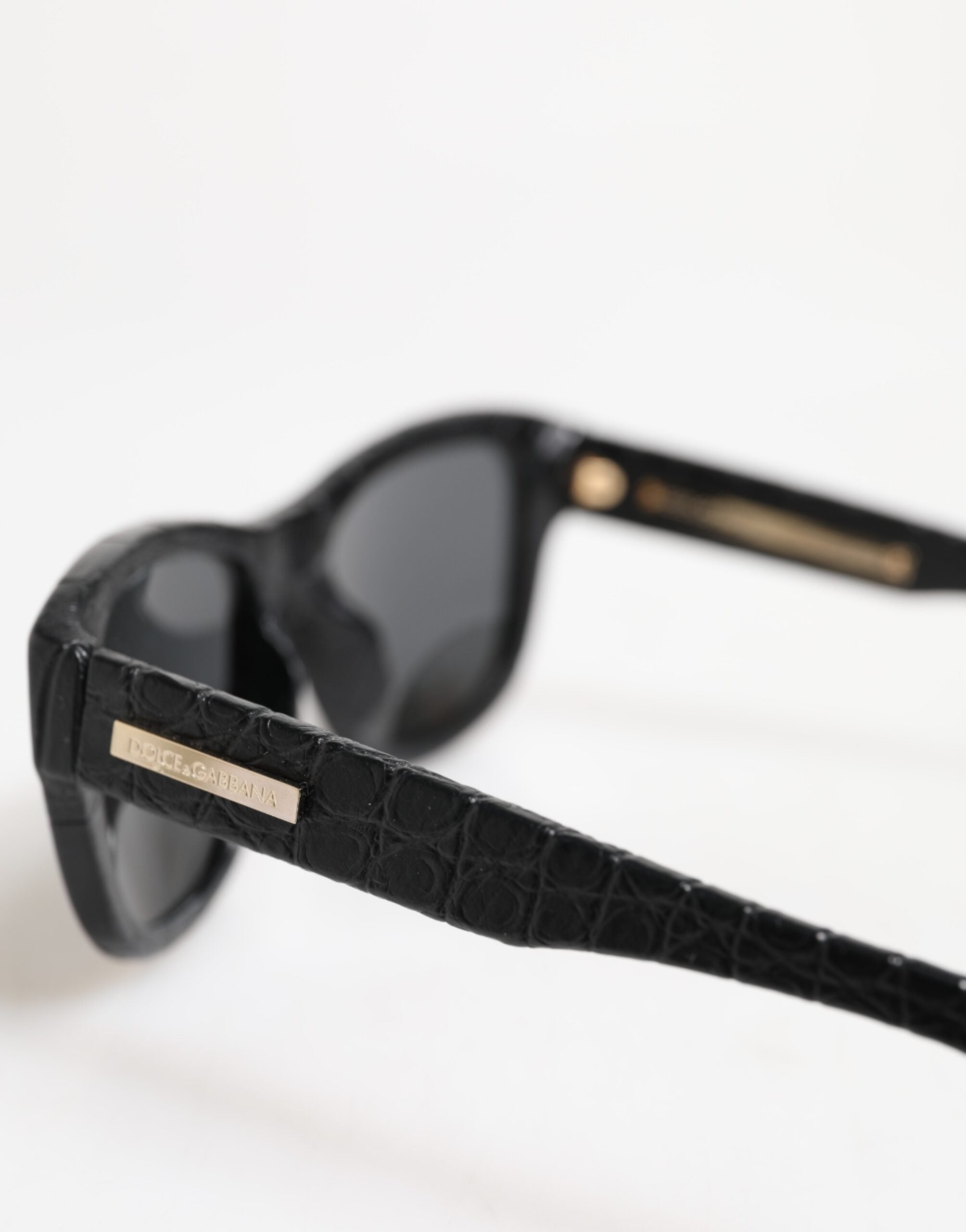 Black Leather Frame DG4177 Tinted Lens Sunglasses - ventzia
