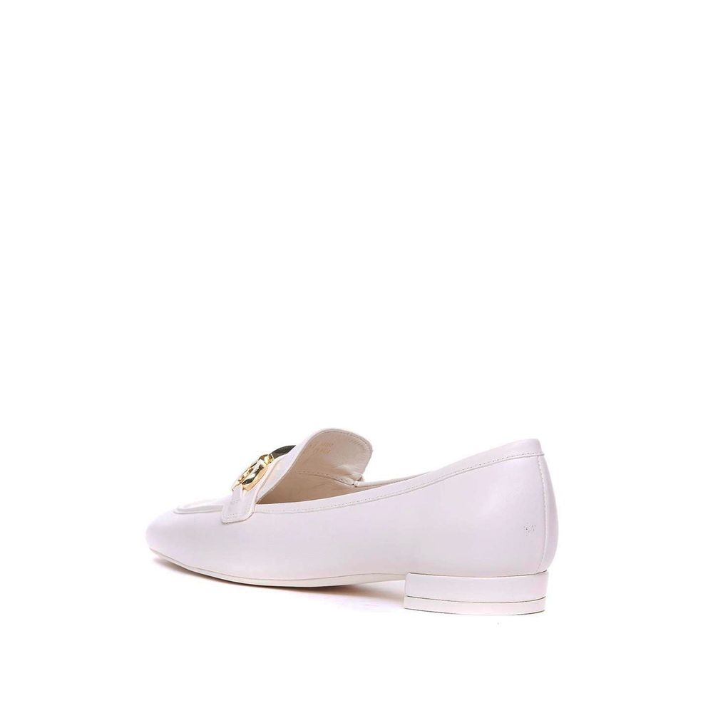 Signature Square Leather Loafers - ventzia