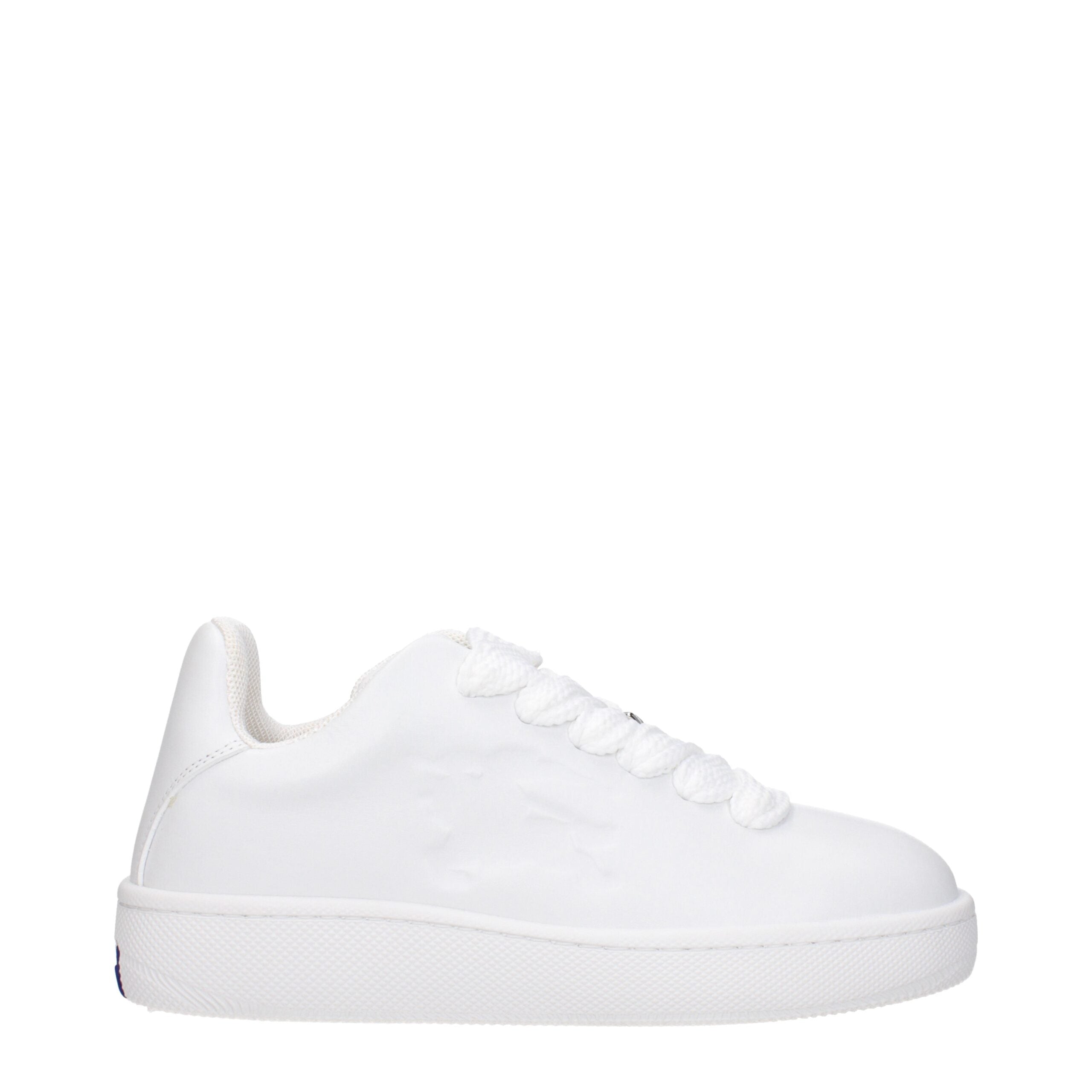 White Leather Low Top Sneakers - ventzia