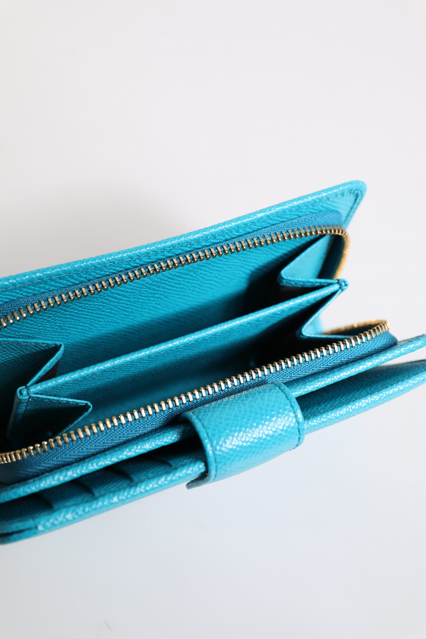 Light Blue Leather Bifold Continental Clutch Wallet - ventzia