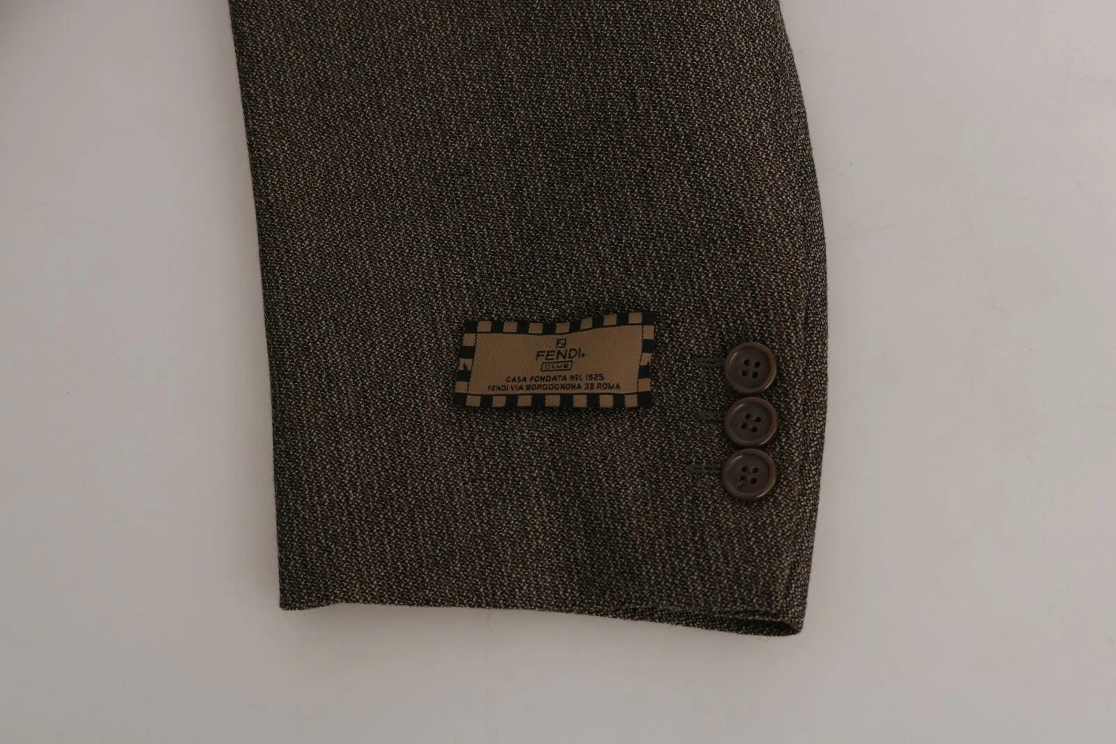 Brown Single Breasted Wool Suit - ventzia