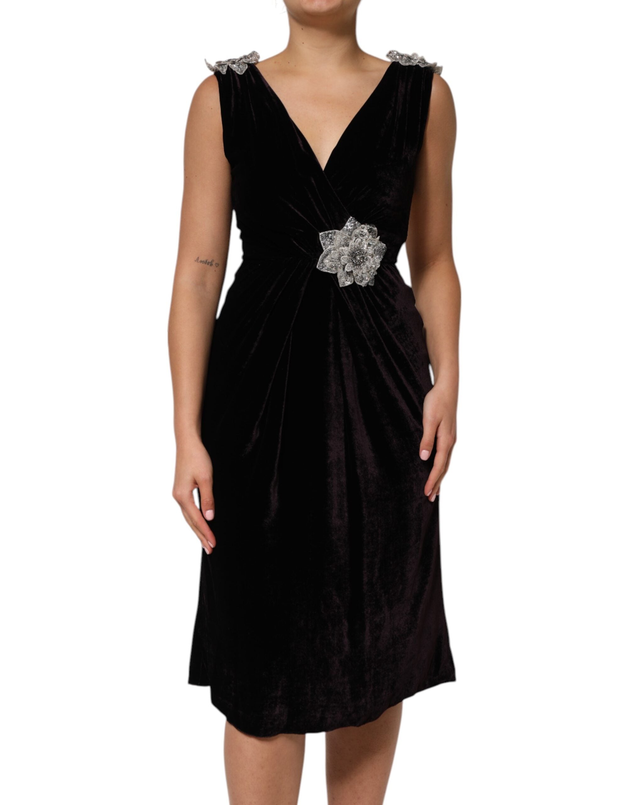 Black Velvet Flower Embellishment Aline Dress - ventzia