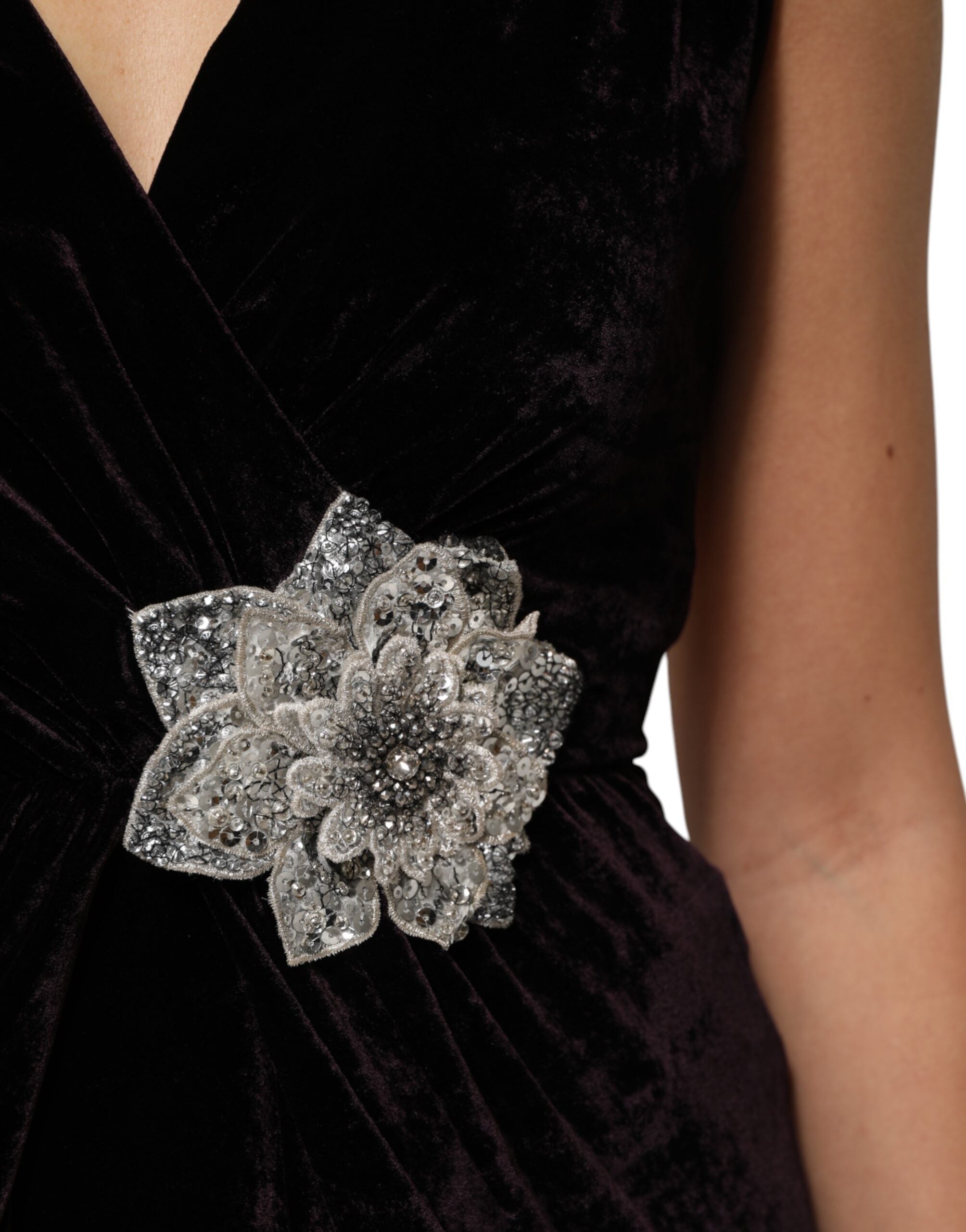 Black Velvet Flower Embellishment Aline Dress - ventzia