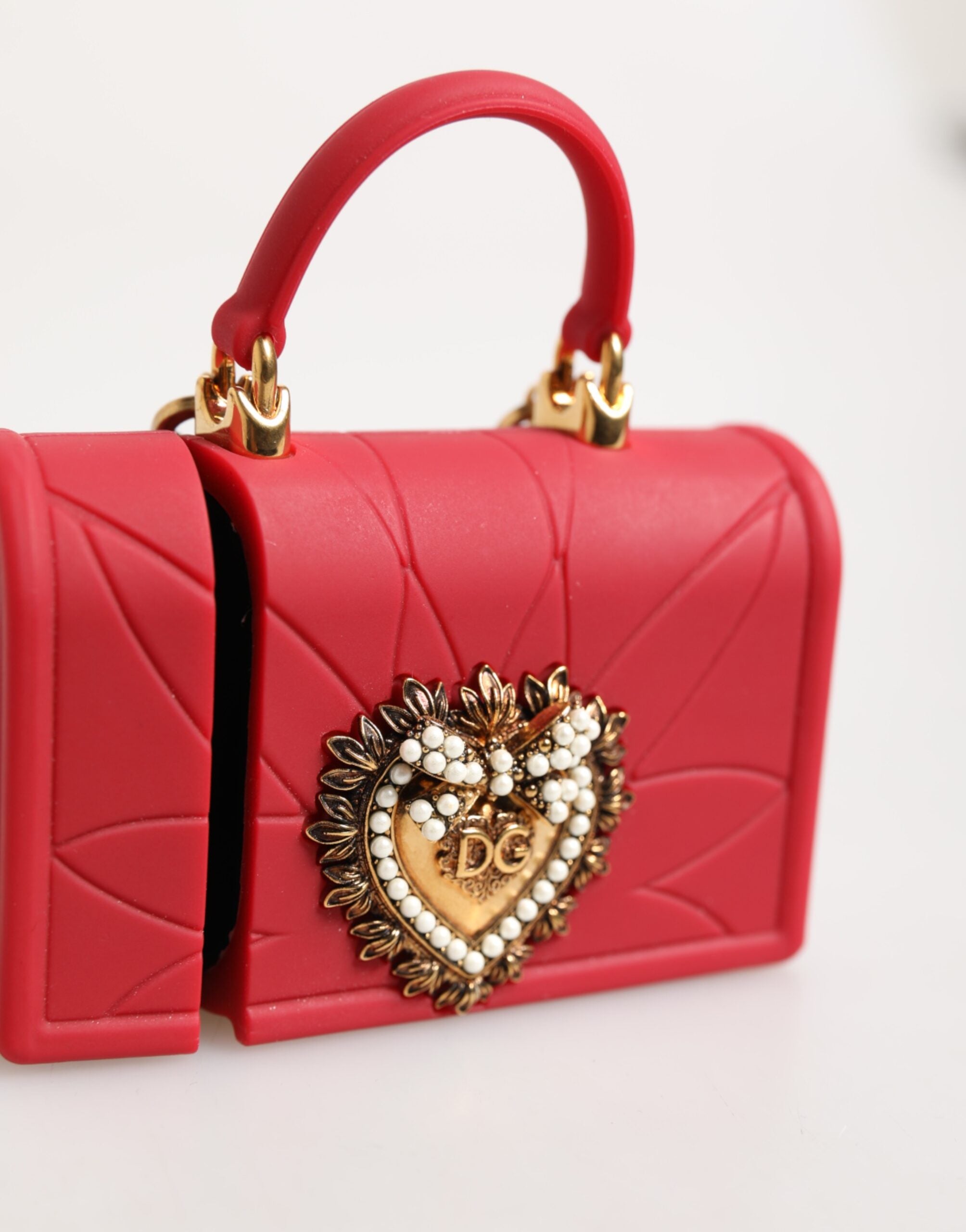 Red Silicone Devotion Heart Cover Bag Women Airpods Case - ventzia