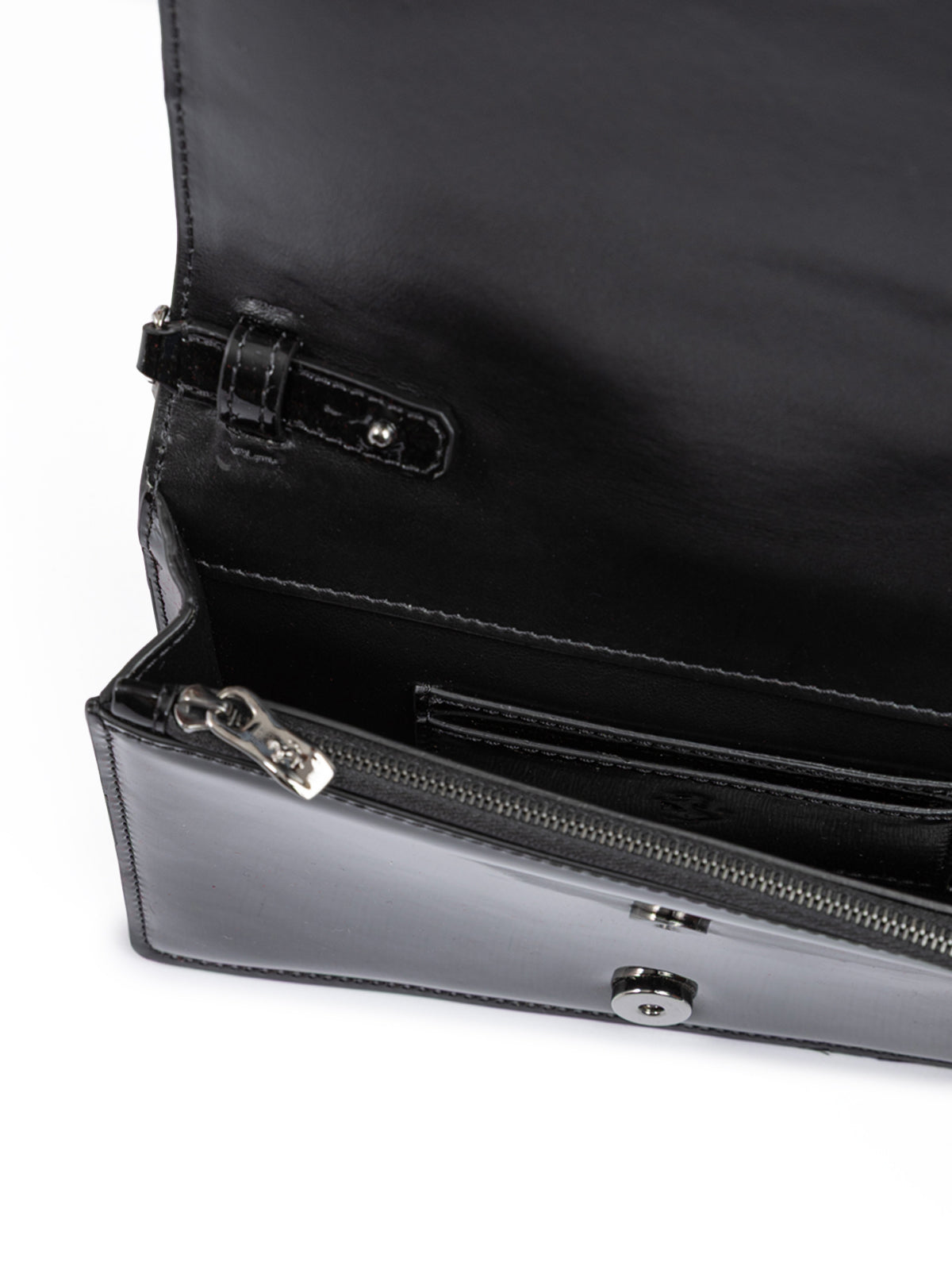 Black GT patent leather bag with chain - ventzia