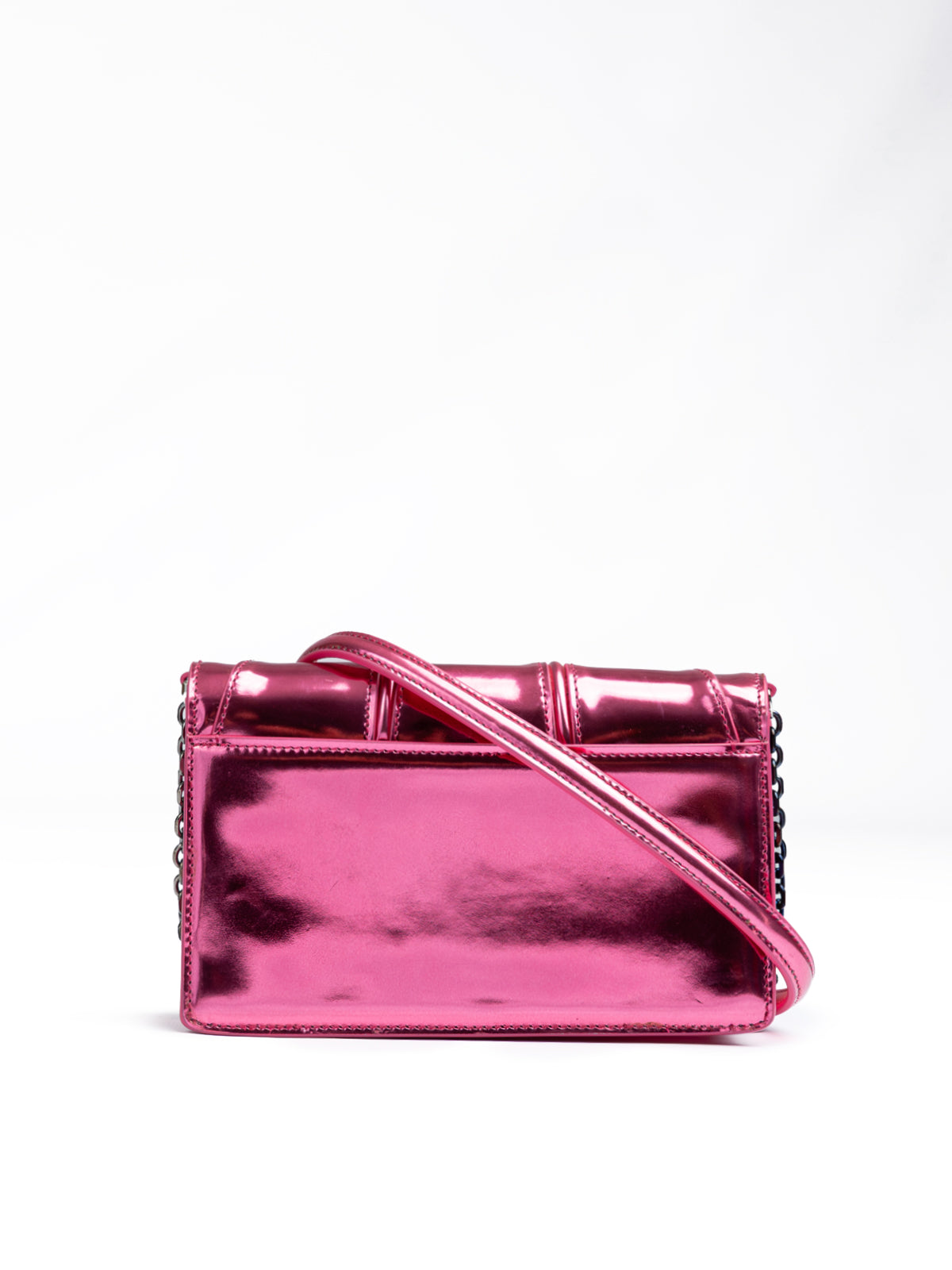 Metal Pink GT patent leather bag with chain - ventzia
