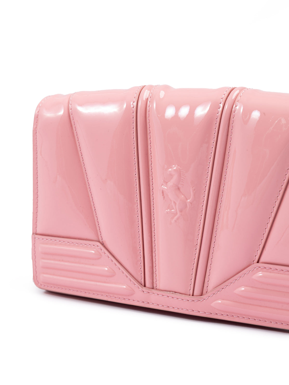 Pink GT patent leather bag with chain - ventzia