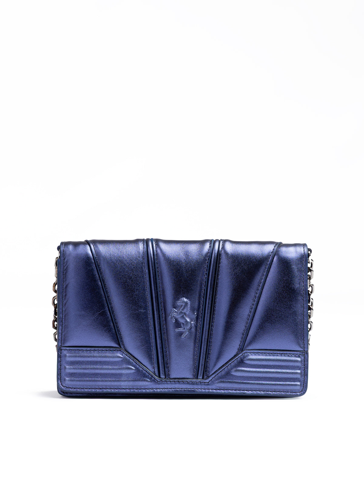 Metal blue GT patent leather bag with chain - ventzia
