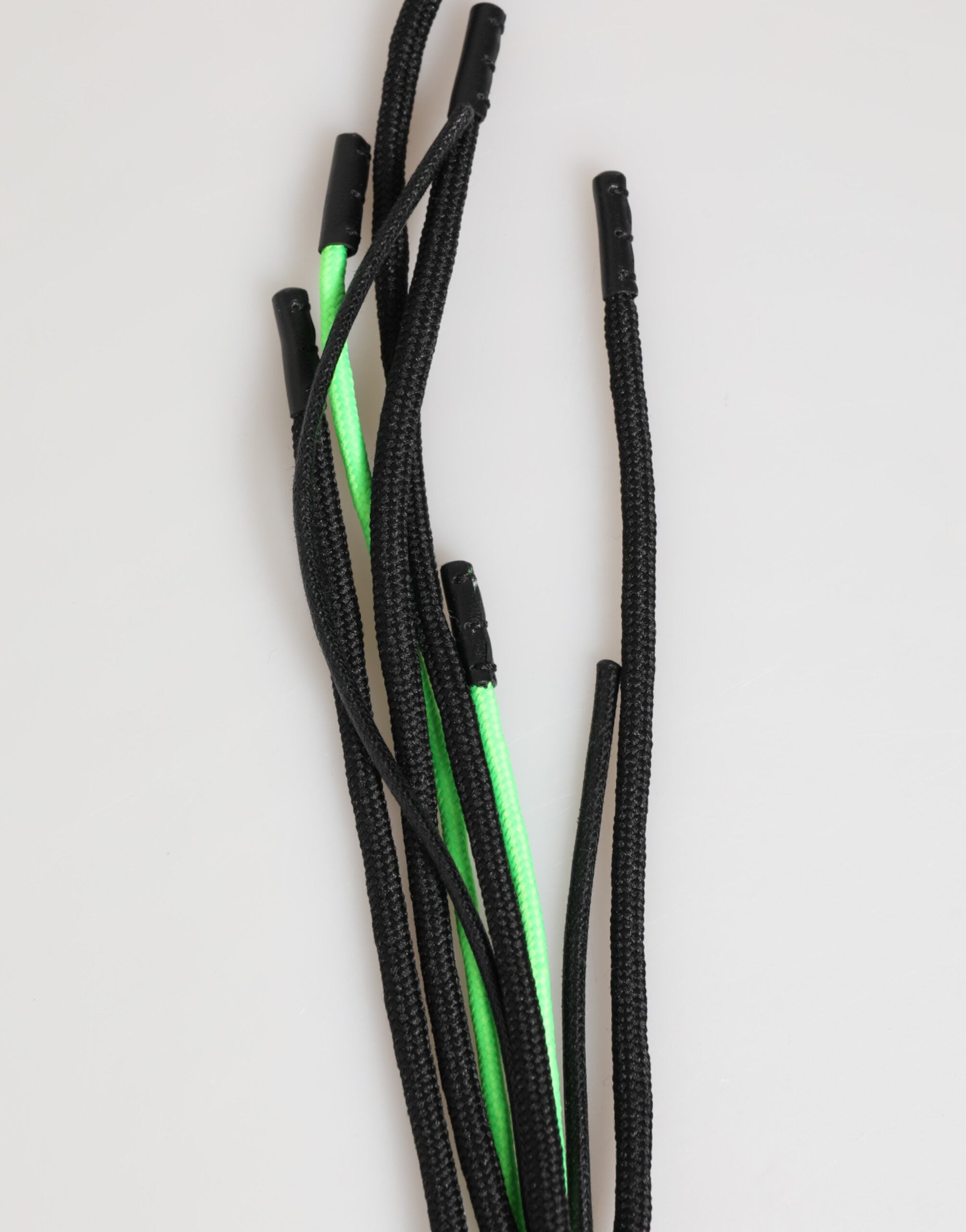 Multicolor Polyester Tape String DG Logo Keychain Keyring - ventzia