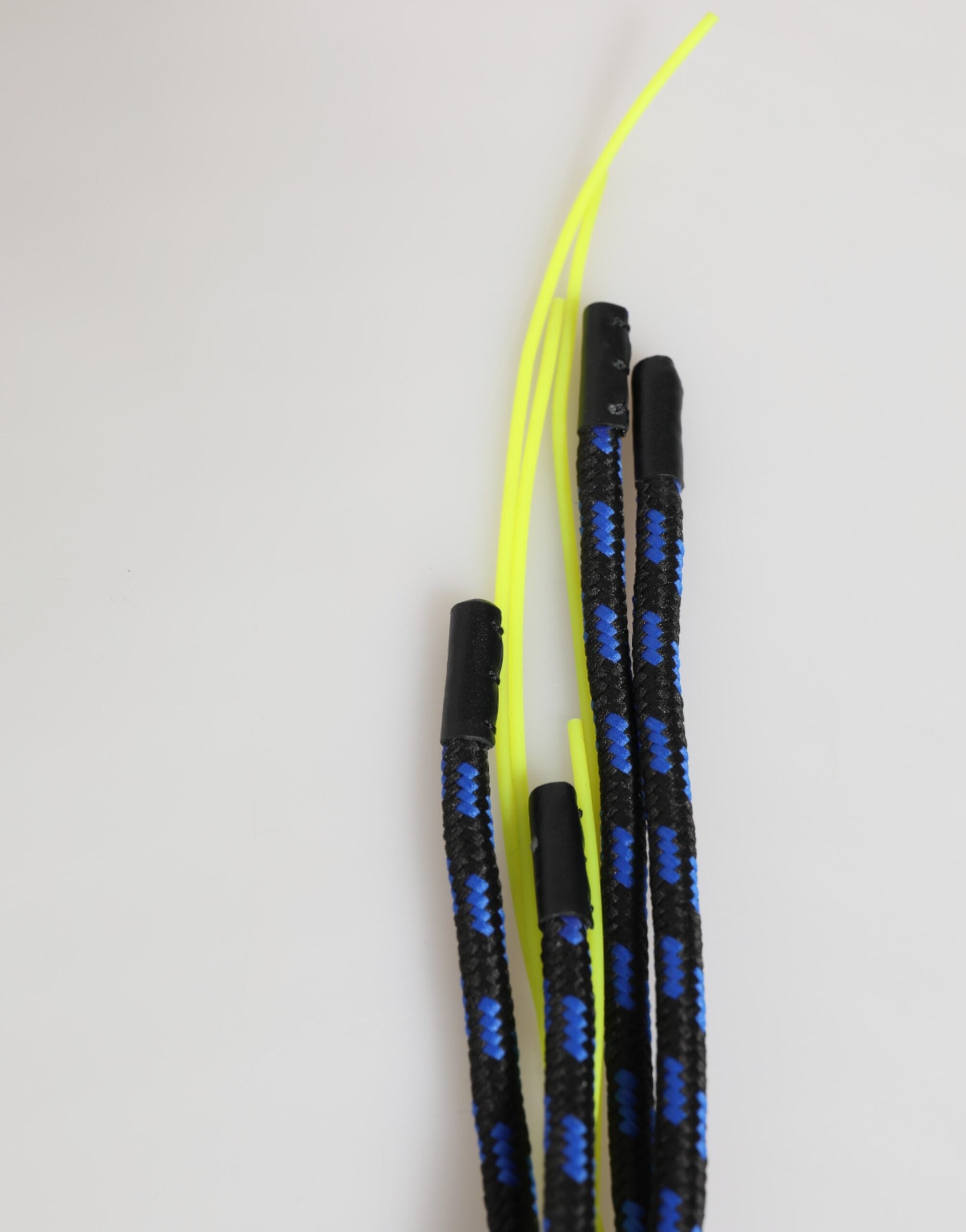 Multicolor Polyester Tape String DG Logo Keychain Keyring - ventzia