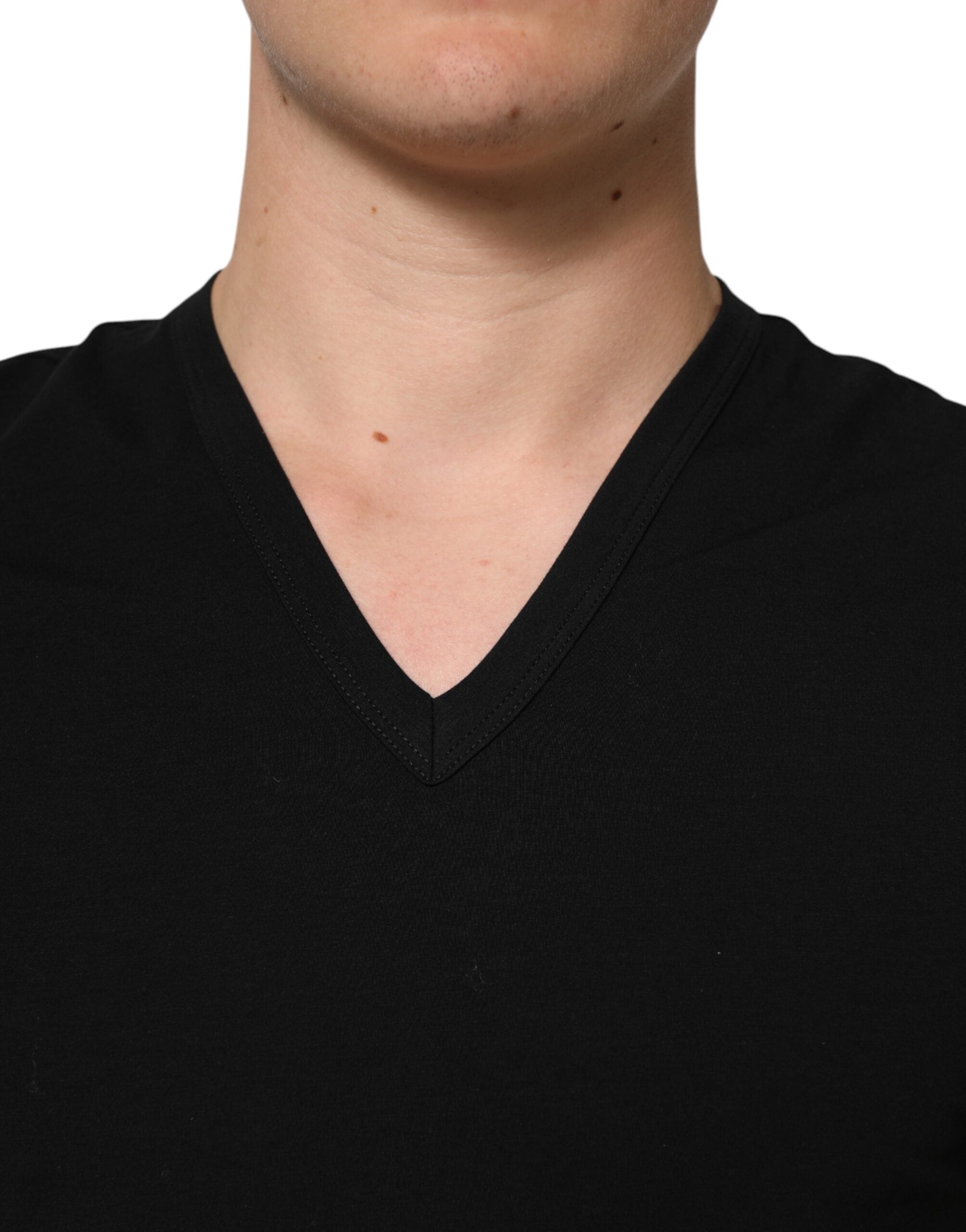 Black Cotton Slim Fit Men V-Neck Shirt T-shirt - ventzia