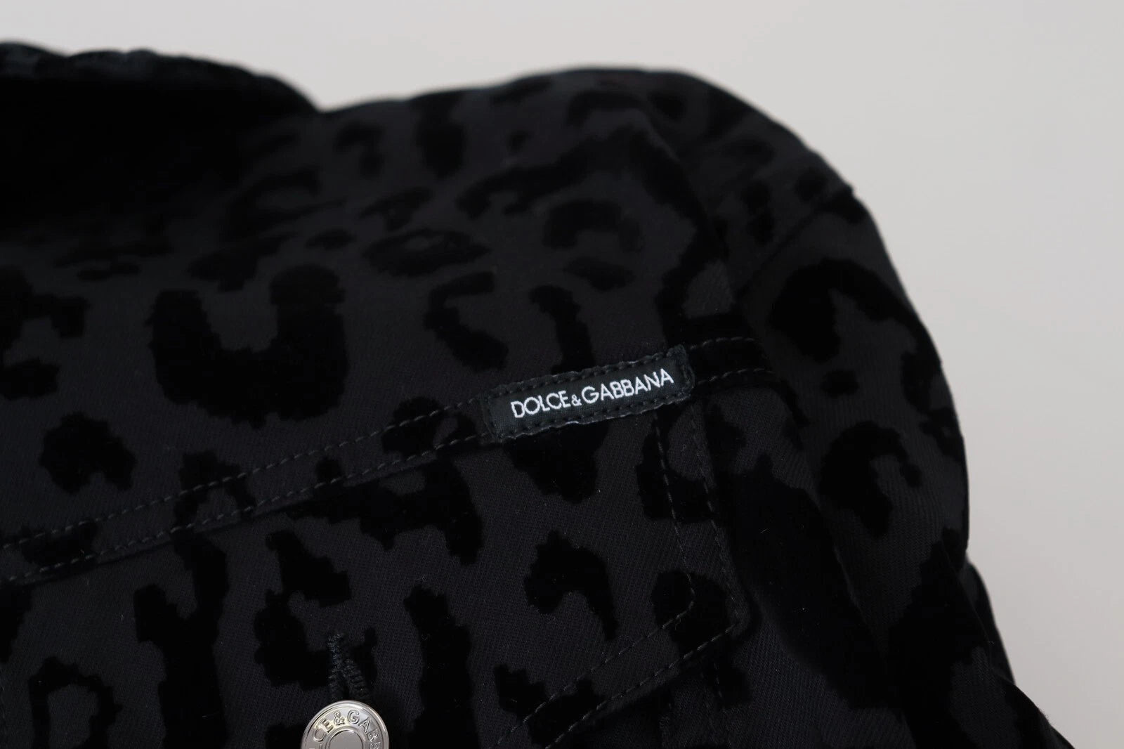 Cotton Black Leopard Long Sleeve Denim Jacket - ventzia